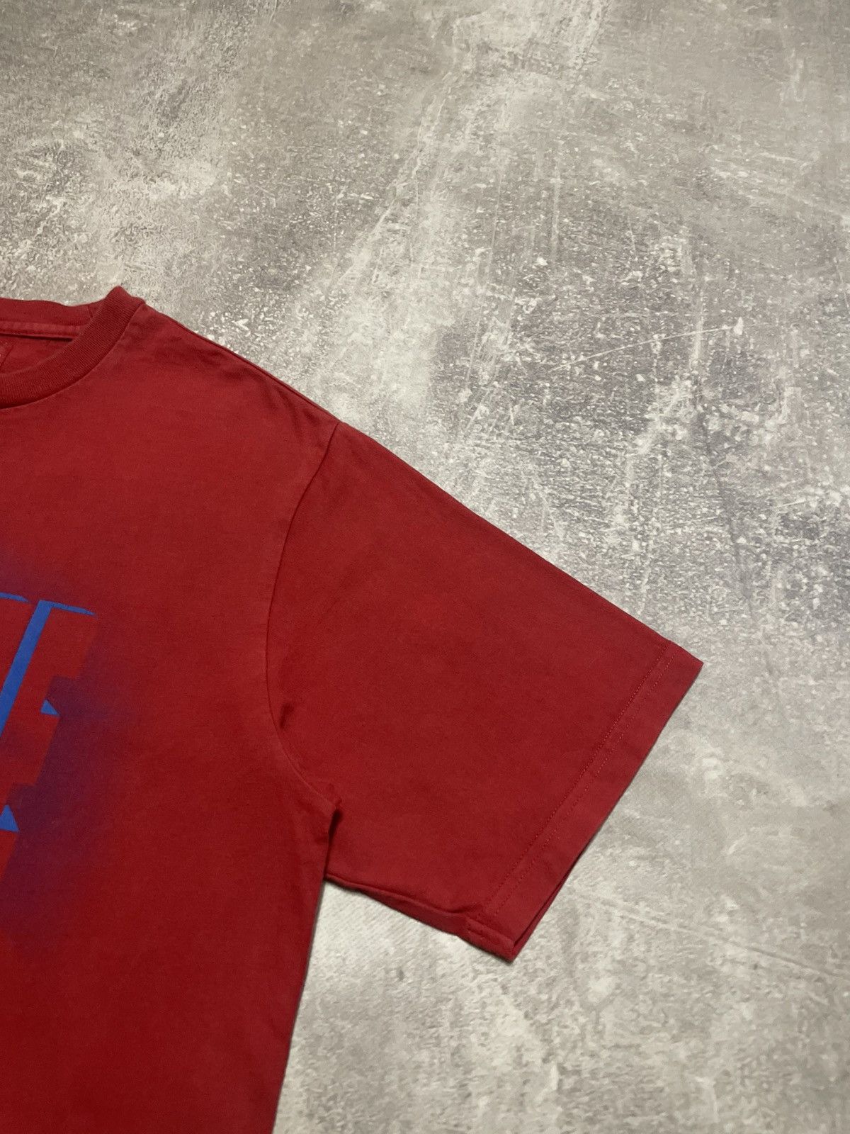 Hypebeast × Supreme Supreme Big Logo Red T-Shirt Size US M / EU 48-50 / 2 - 8 Thumbnail