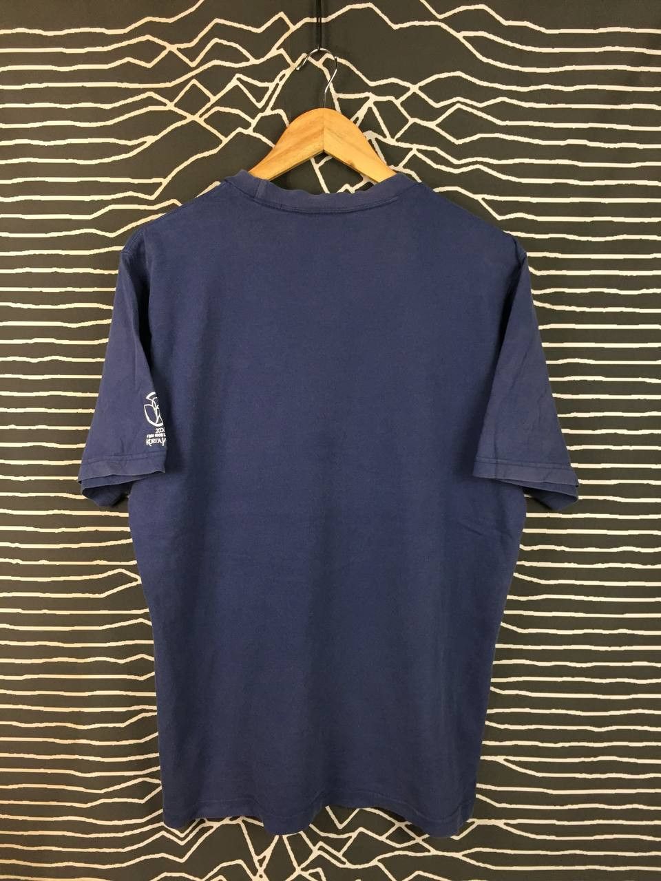Adidas Vtg Adidas Fifa World Cup 2002 Korea Japan Mascot Tee Size US L / EU 52-54 / 3 - 13 Thumbnail