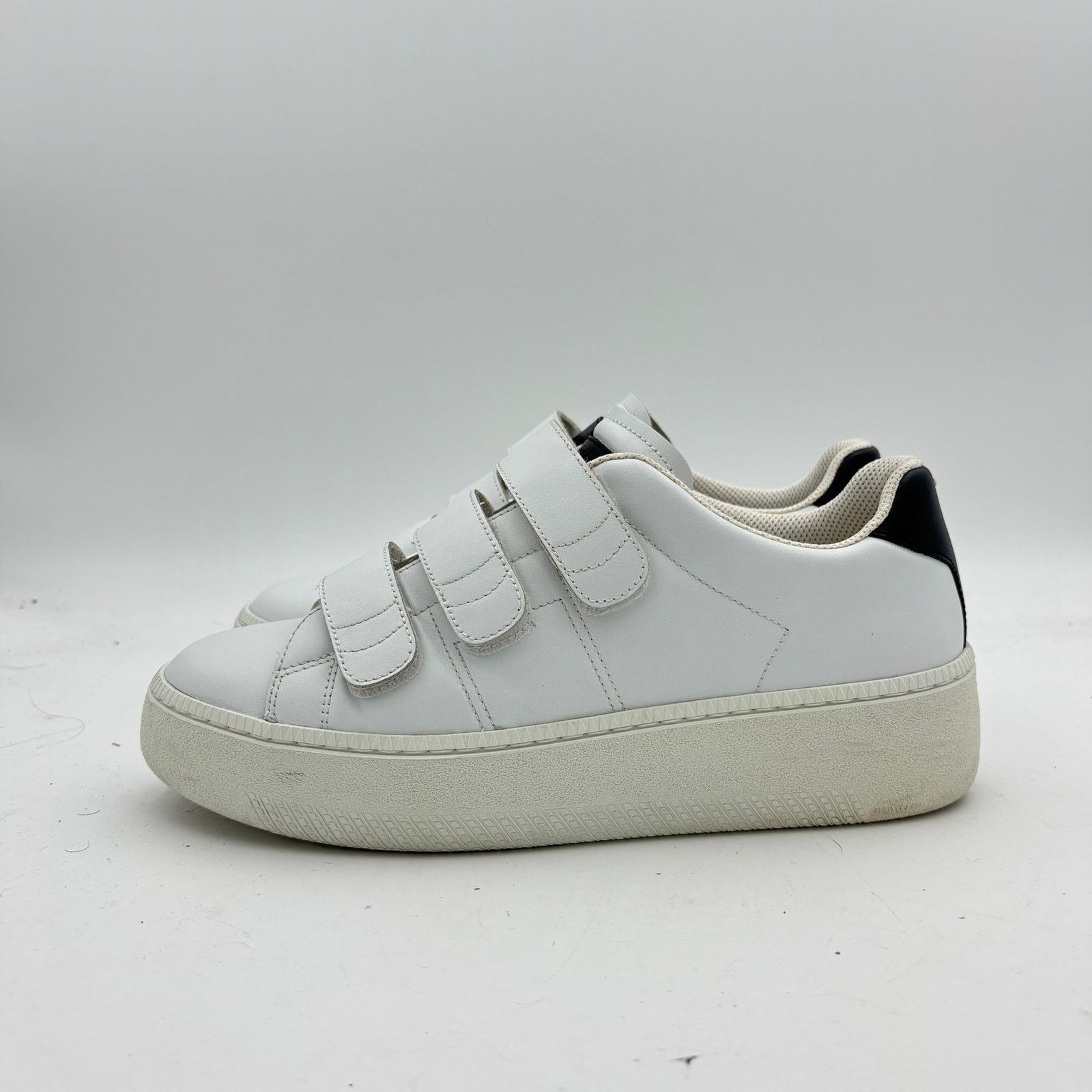 Maison Margiela Maison Margiela M22 Velcro Leather Low Sneakers Mens 42 US 9 Size US 9 / EU 42 - 5 Thumbnail
