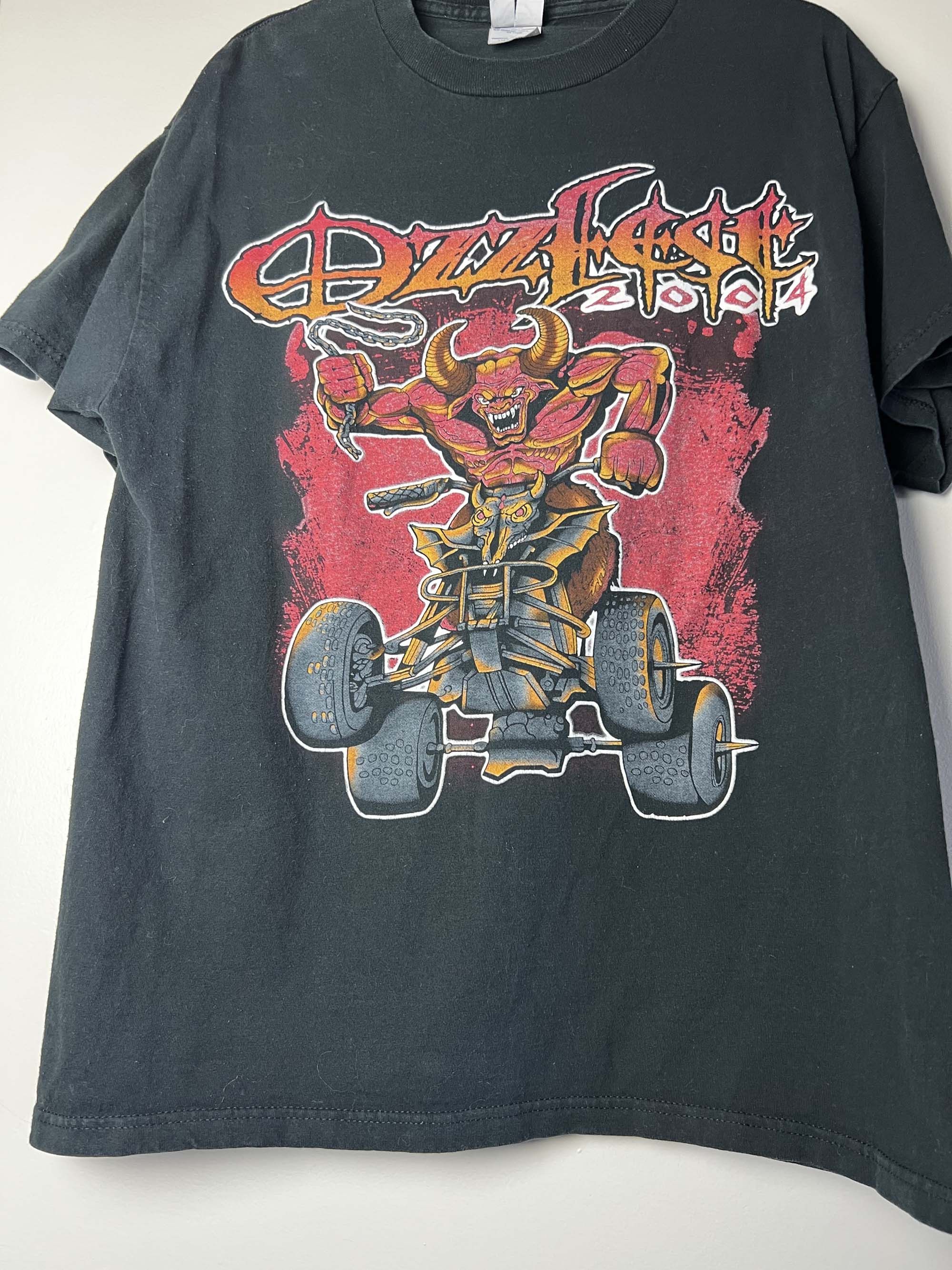 Ozzy Osbourne Vintage 2004 Ozzfest Tour T-Shirt Size US L / EU 52-54 / 3 - 7 Thumbnail
