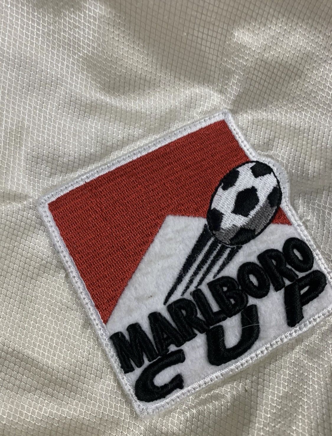 Marlboro × Vintage 1980s Marlboro Cup Soccer/Football Jacket Size US L / EU 52-54 / 3 - 9 Thumbnail