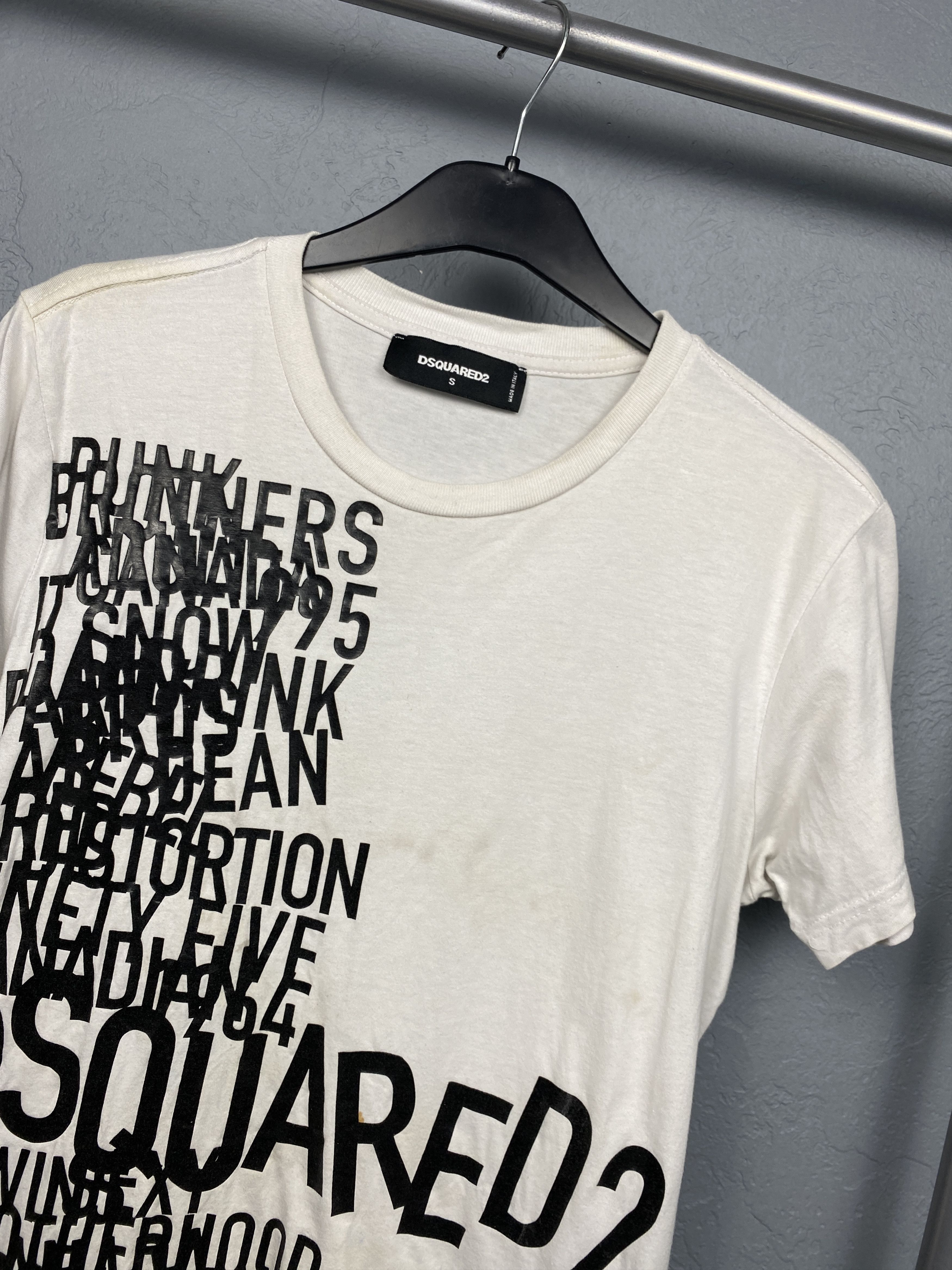 Dsquared2 Dsquared2 Vintage Mens Distressed T-Shirt Size US S / EU 44-46 / 1 - 2 Thumbnail