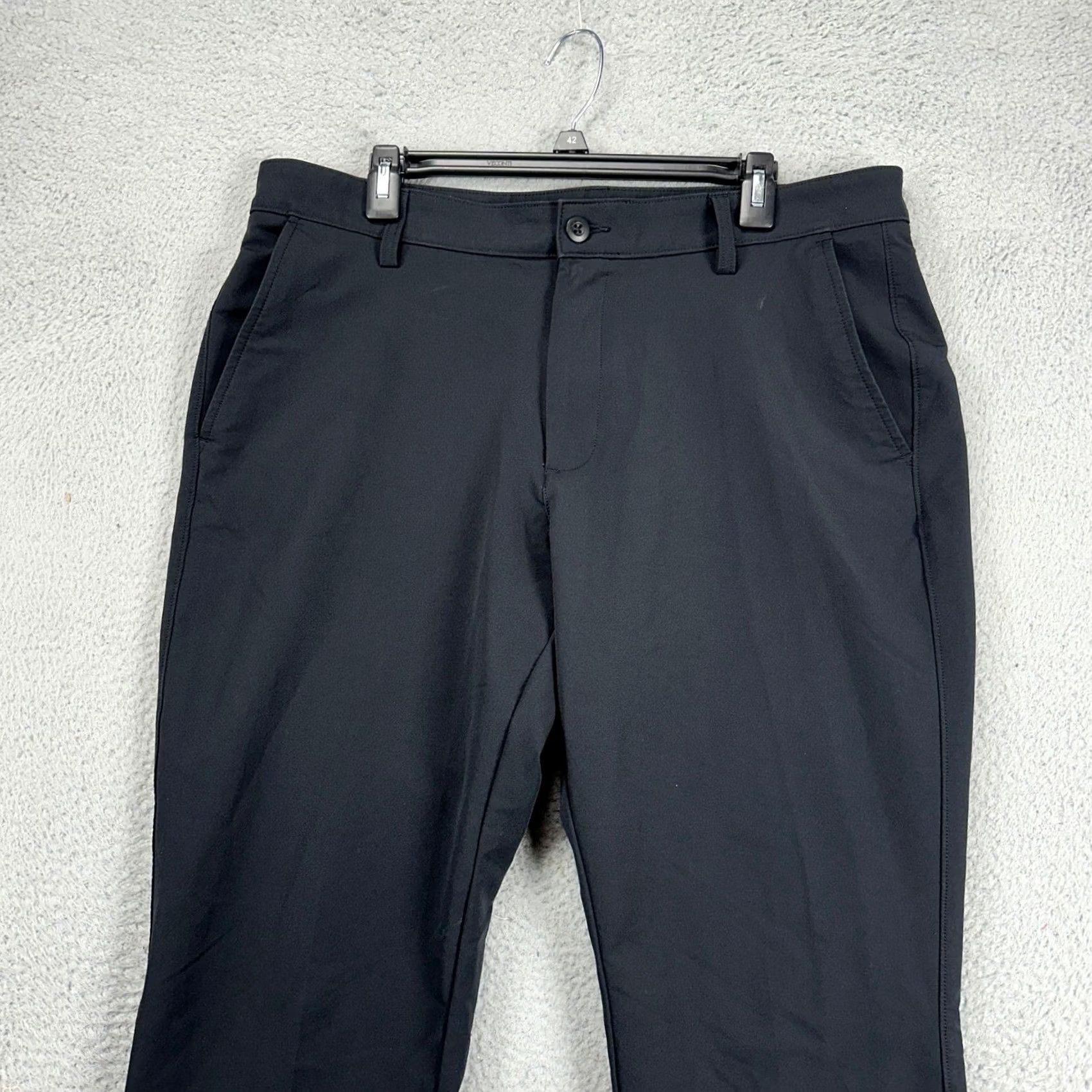 Under Armour Under Armour Golf Chino Pants Mens 38X32 Black Flat Front Straight Fit Pockets Size US 38 / EU 54 - 2 Thumbnail