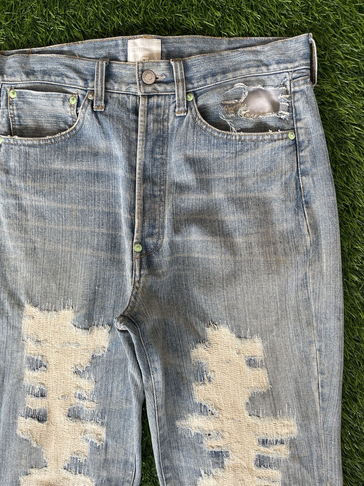Helmut Lang RARE‼️Vintage TRASHED🔥EXHIBITIONIST🔥Light Blue Wash Denim Size US 32 / EU 48 - 11 Thumbnail