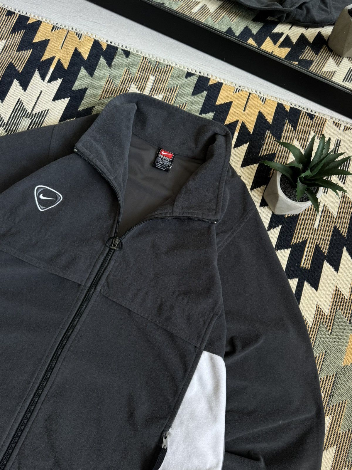 Nike Vintage Nike Full Zip Fleece Y2K Jacket Size US L / EU 52-54 / 3 - 5 Thumbnail