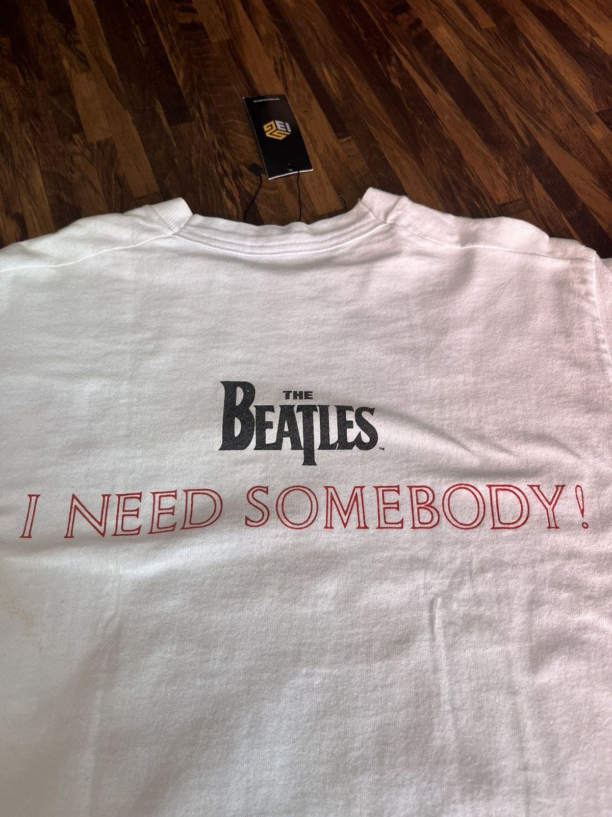 Fruit Of The Loom Vintage 90’s The Beatles HELP! Size US M / EU 48-50 / 2 - 7 Thumbnail