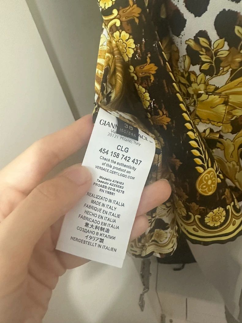 Versace Versace Mulberry silk shirt Size US S / EU 44-46 / 1 - 5 Thumbnail