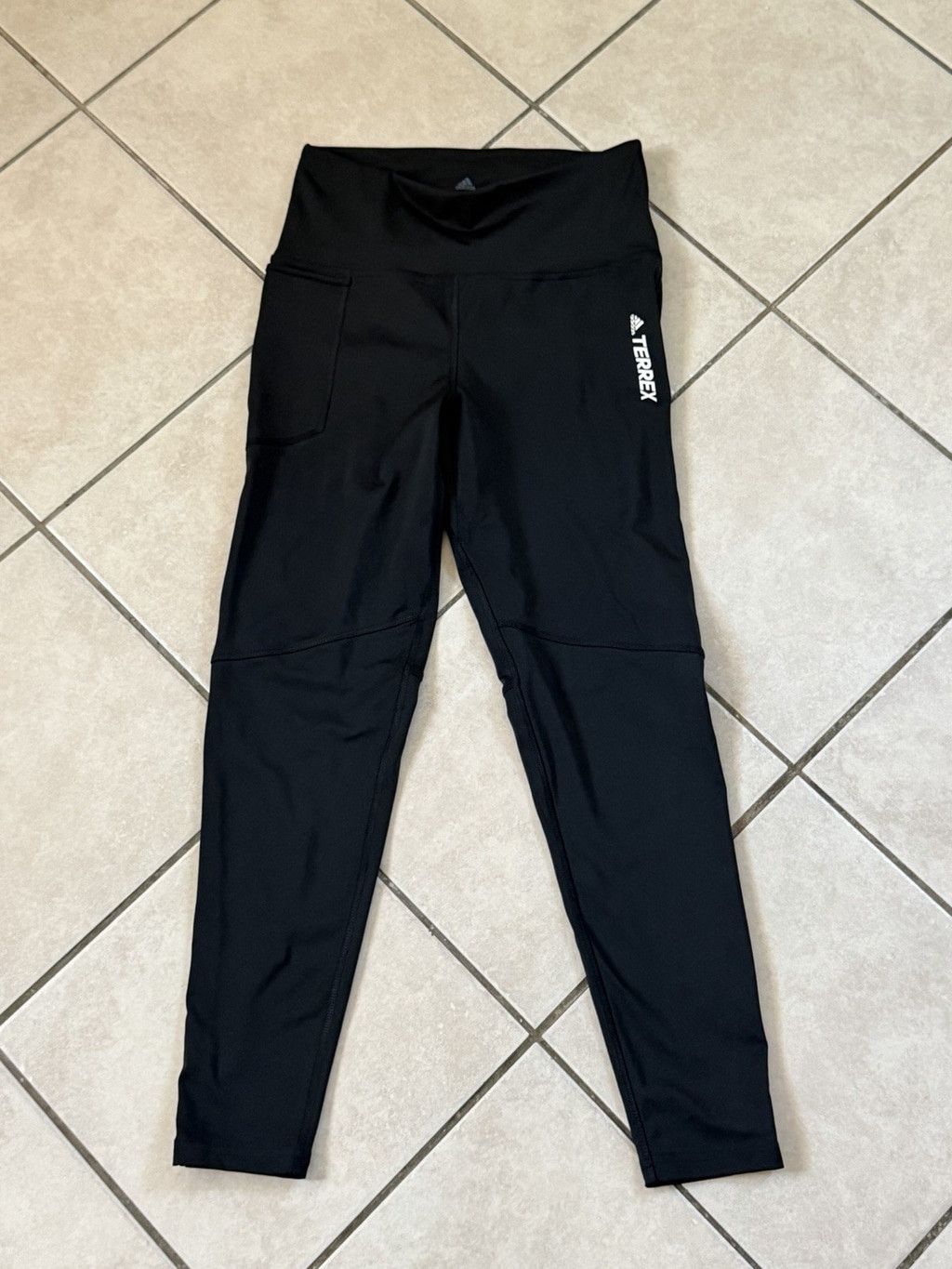 Adidas ADIDAS TERREX MULTI LEGGING 26” BLACK COLOR SIZE MEDIUM Size 30" / US 8 / IT 44 - 4 Thumbnail