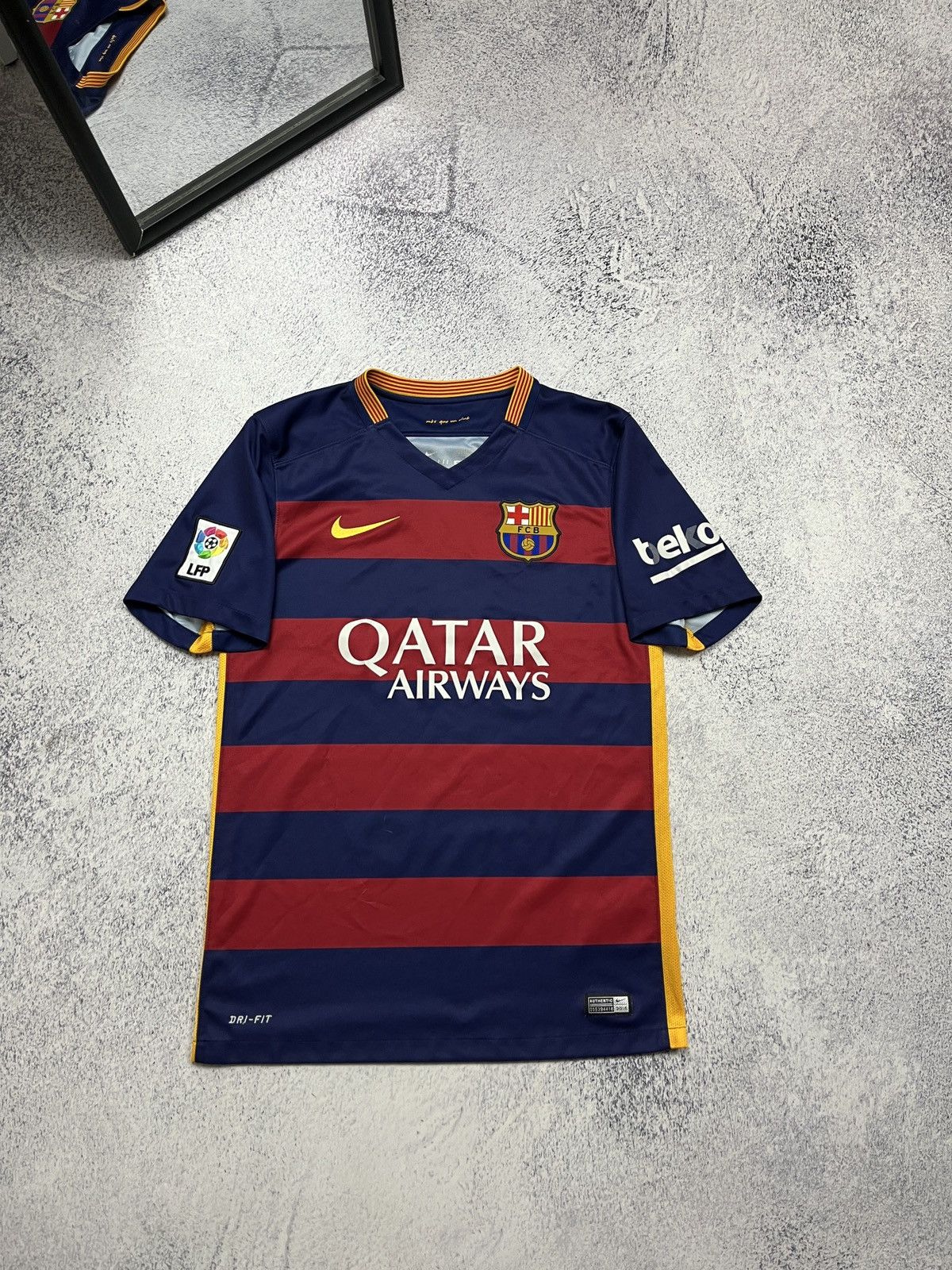 Nike Nike Barcelona 2015 Soccer Jersey Blockcore Shirt Football Size US S / EU 44-46 / 1 - 1 Thumbnail