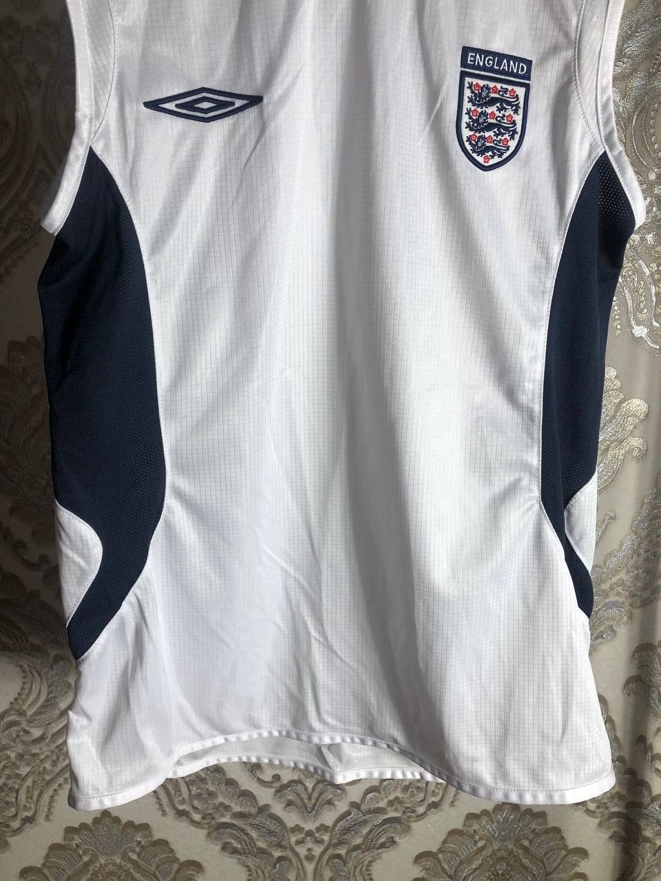 Umbro Vintage Umbro England Retro Soccer Jersey Manchester Y2K Size US M / EU 48-50 / 2 - 3 Thumbnail