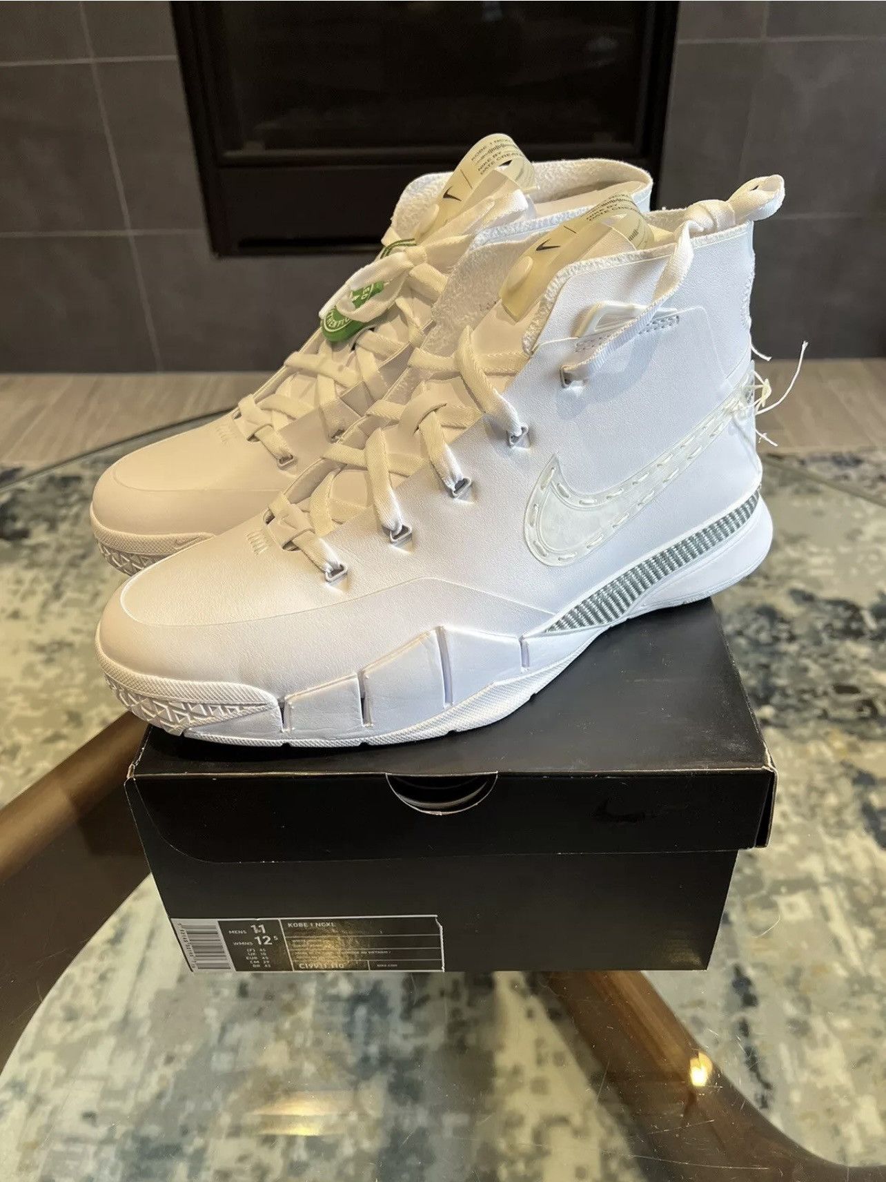 Nike Kobe 1 - Size 11 - “Noise Cancellation” Size US 11 / EU 44 - 1 Thumbnail
