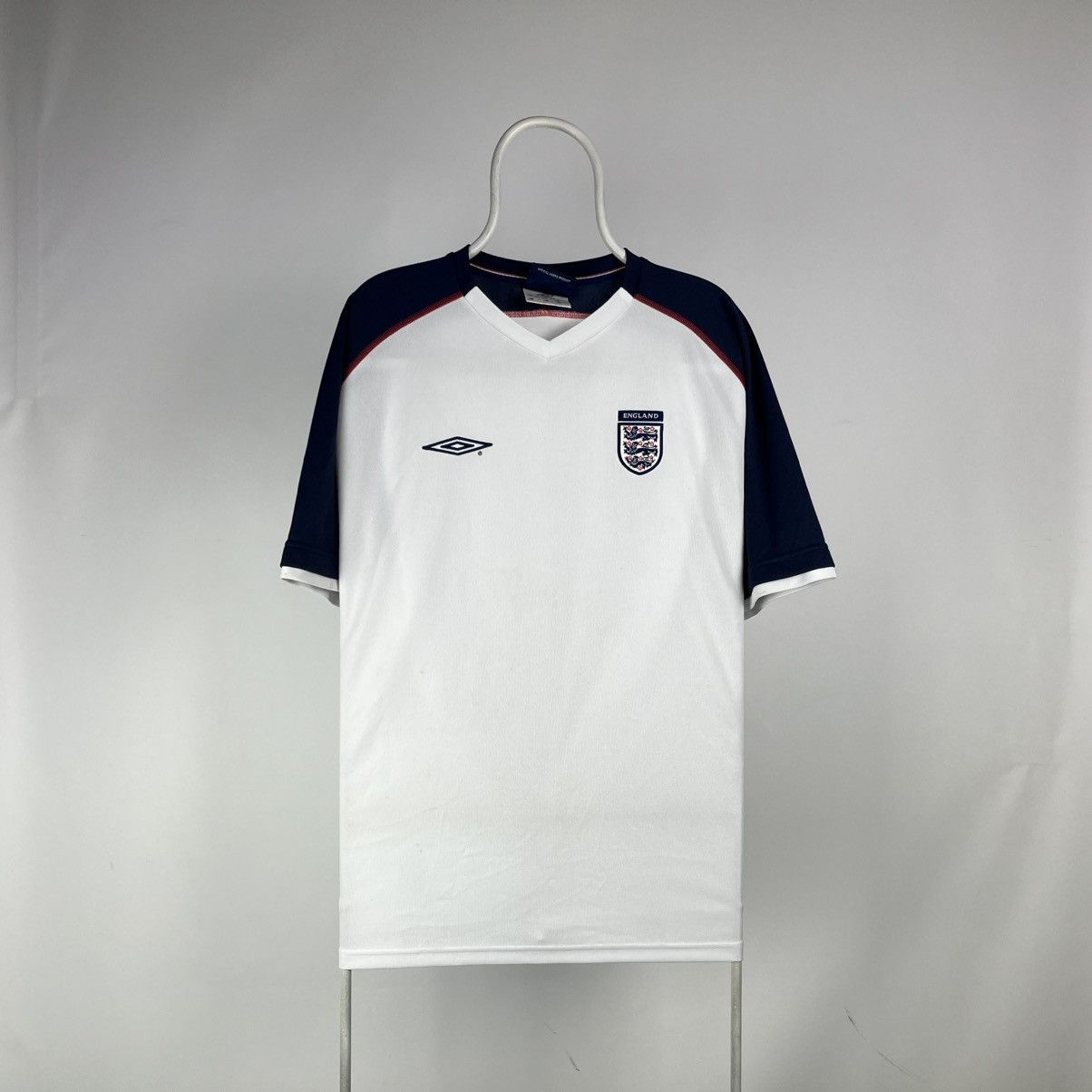 Umbro ENGLAND UMBRO VINTAGE FOOTBALL TRAINING JERSEY SOCCER Size US XL / EU 56 / 4 - 1 Thumbnail