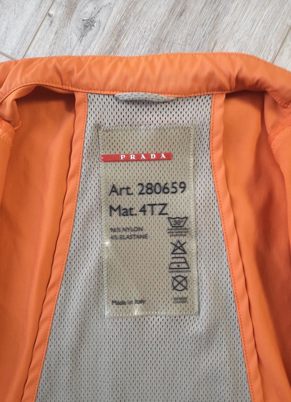 Prada Prada Nylon Jacket Made in Italy Size L / US 10 / IT 46 - 9 Thumbnail