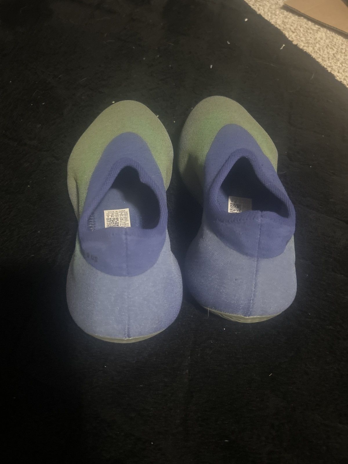 Yeezy Yeezy Knit RNR faded azure Size US 9 / EU 42 - 4 Thumbnail