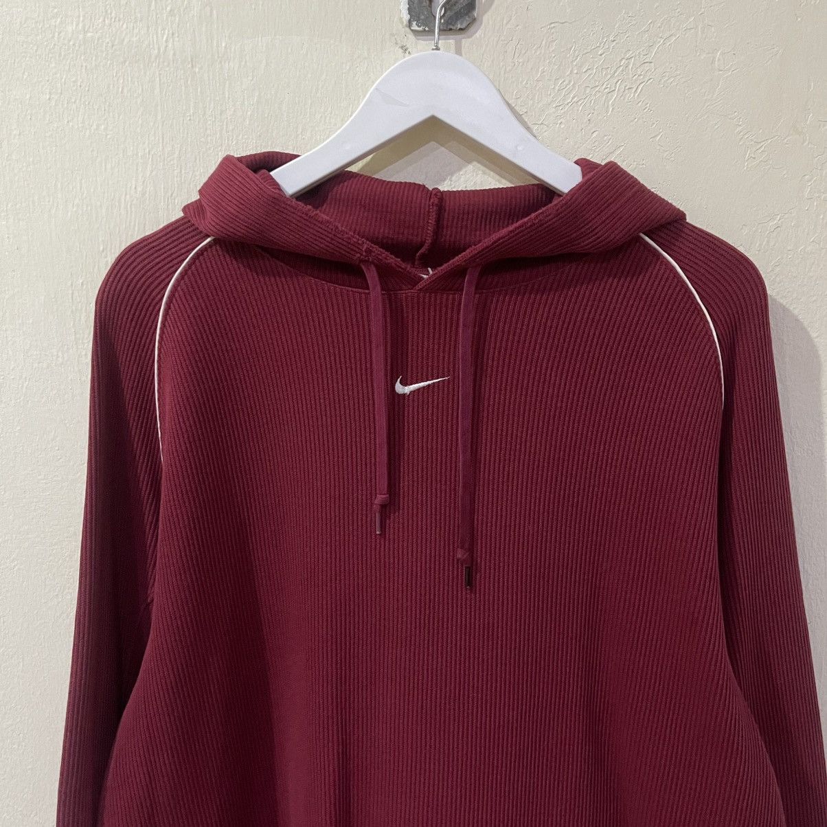 Nike Vintage Nike Center Swoosh Pullover Hoodie Jacket Size US L / EU 52-54 / 3 - 2 Thumbnail