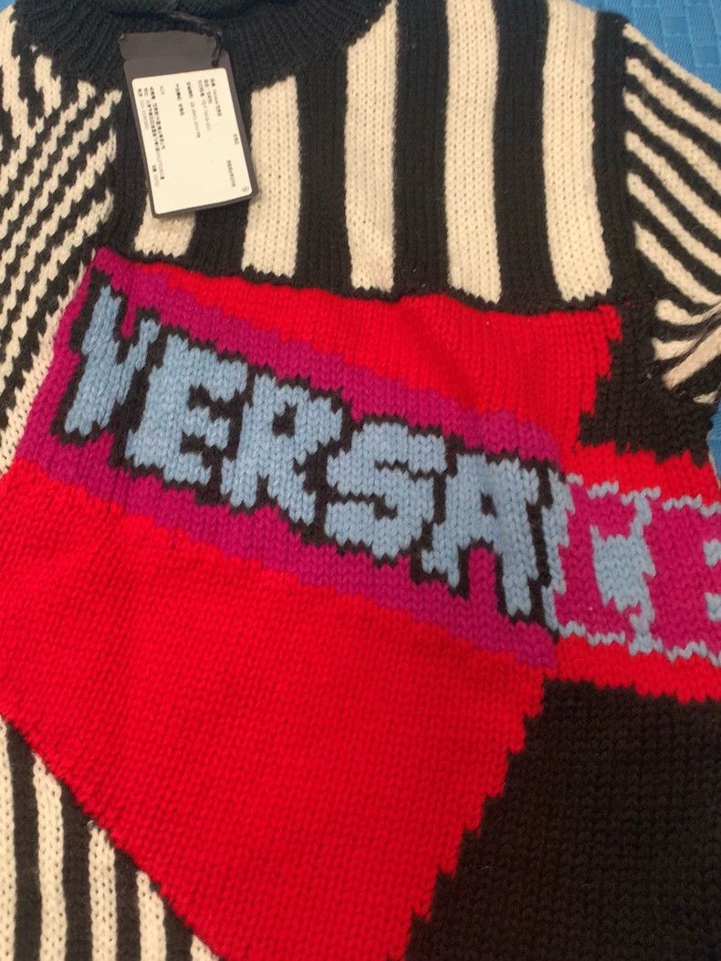 Versace Versace Wool sweater Size US M / EU 48-50 / 2 - 3 Thumbnail