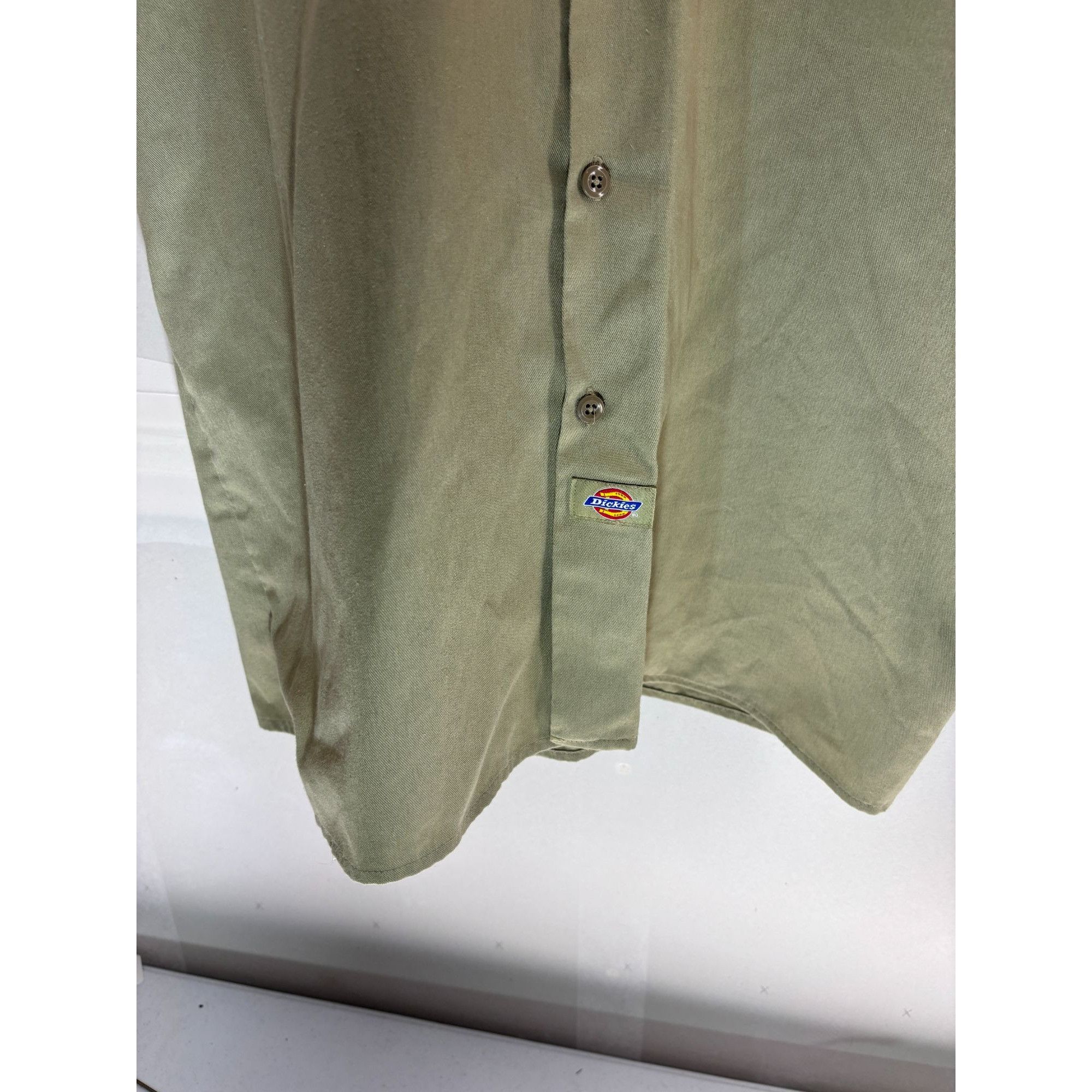 Dickies Dickies Mens Khaki Short Sleeve Button-Up Shirt X-Large 2 Po Size US XL / EU 56 / 4 - 2 Thumbnail