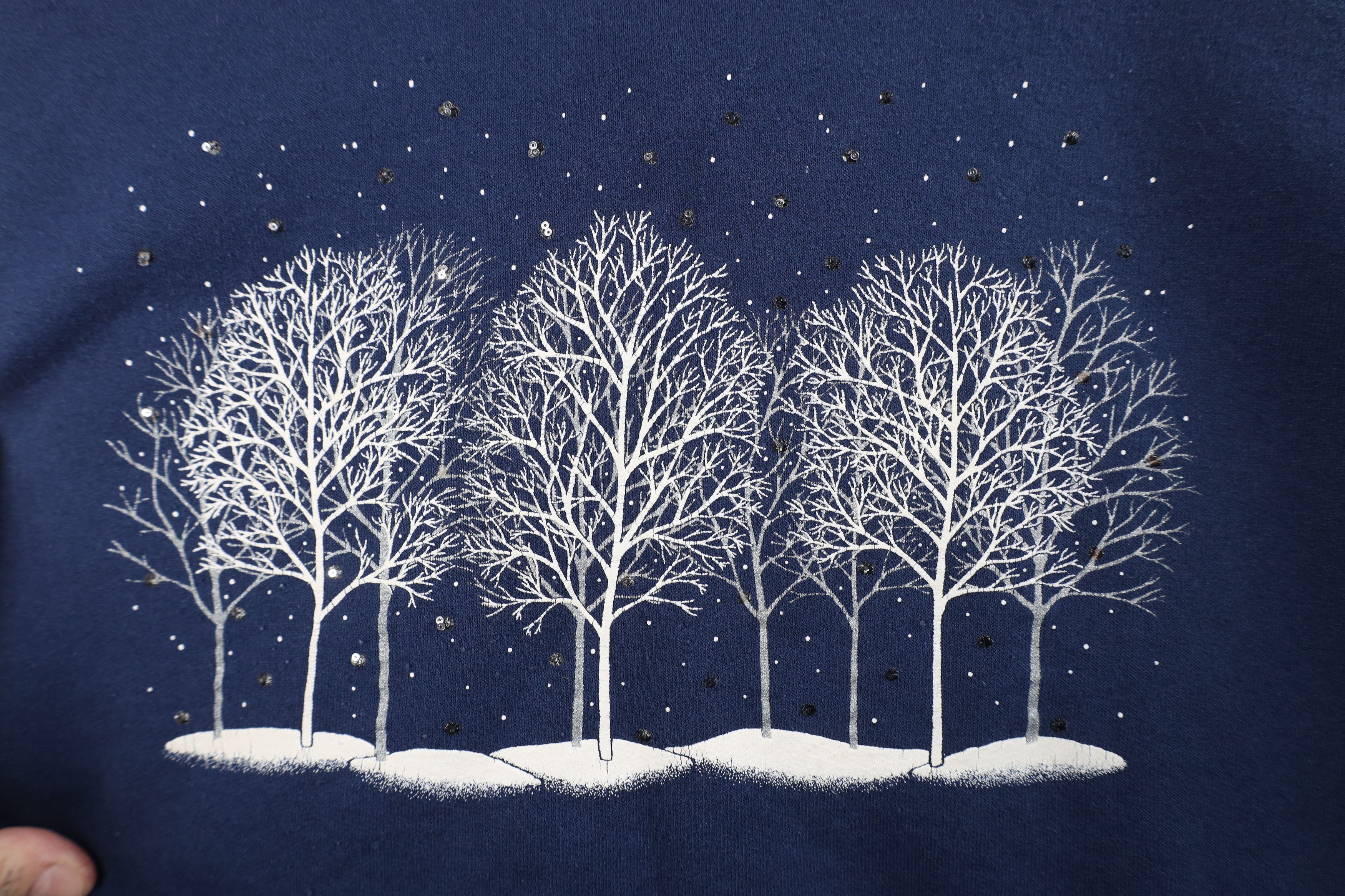 Vintage Vintage 90s Streetwear Christmas Show Trees Sweatshirt Size L / US 10 / IT 46 - 4 Thumbnail
