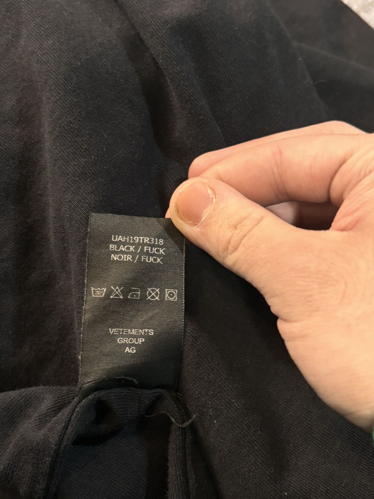 Vetements Vetements Inside Out Fuck T Shirt. Hopeless Romantic Size US XS / EU 42 / 0 - 12 Thumbnail