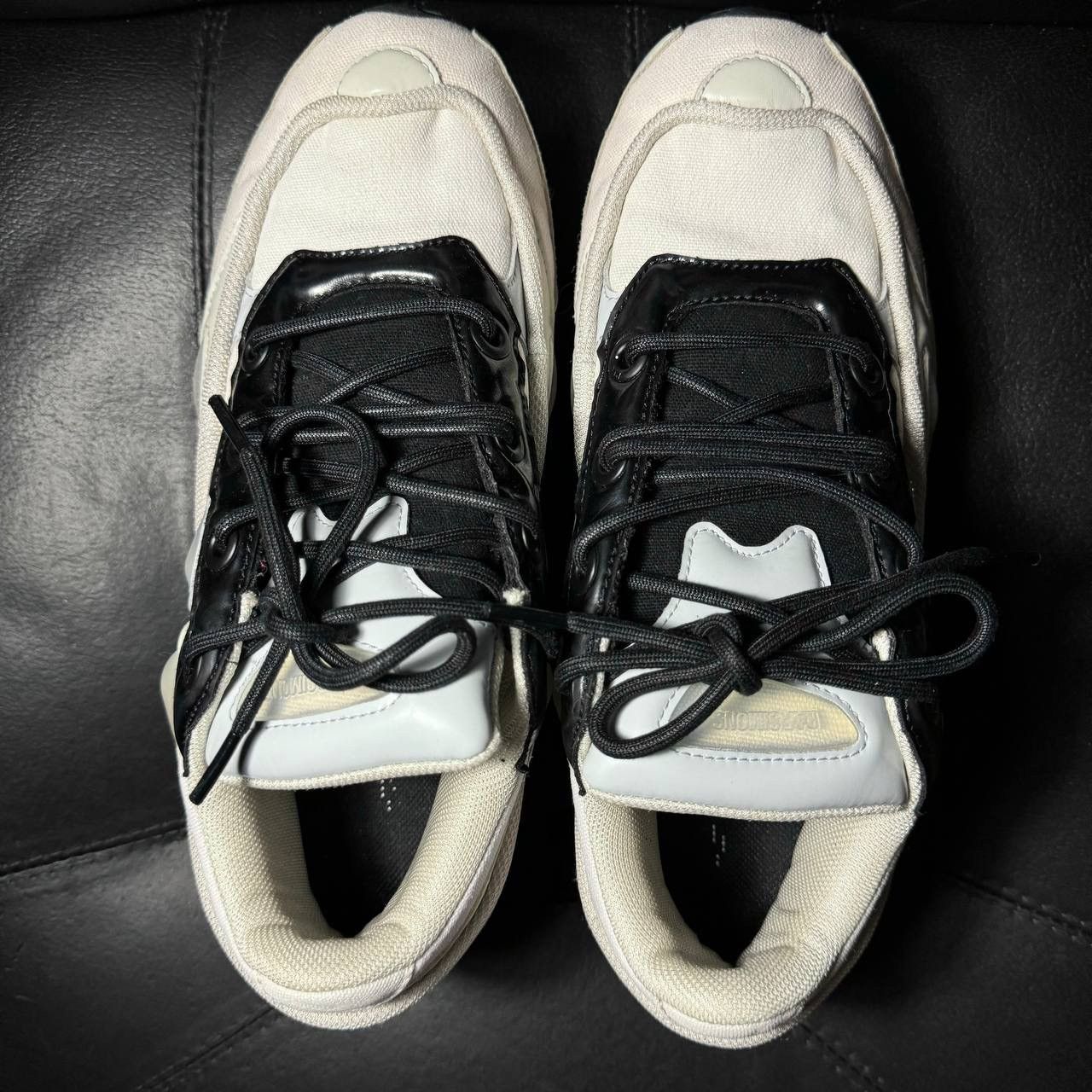 Adidas × Raf Simons adidas raf simons ozweego Size US 9.5 / EU 42-43 - 7 Thumbnail
