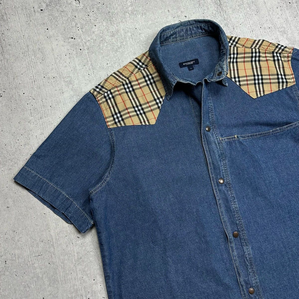 Burberry × Vintage Burberry Denim Shirt Nova Check Stud Buttons Size US L / EU 52-54 / 3 - 4 Thumbnail
