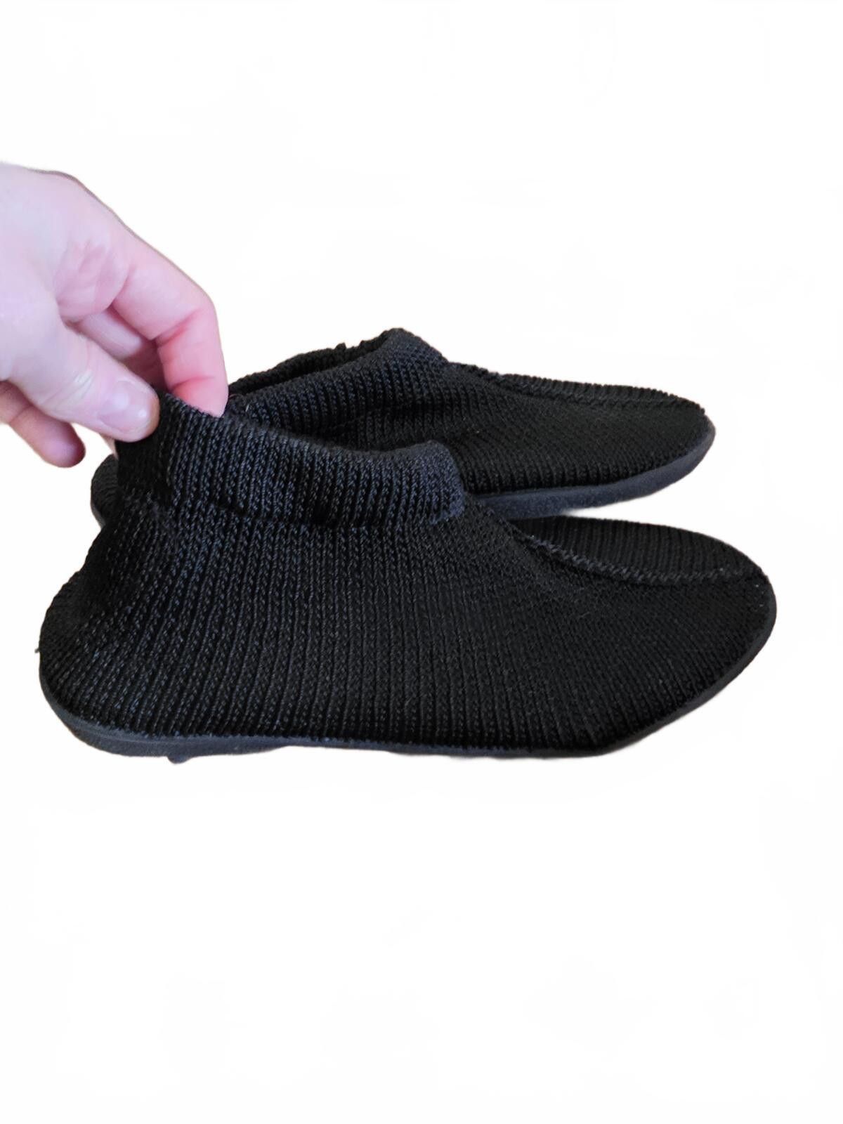 BRAHMIN 2 Pairs Gray Black Fabric Slipon Sneakers Shoes Womens Sz 7 Size US 7 / IT 37 - 11 Thumbnail