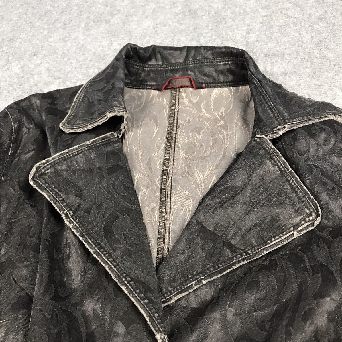Japanese Brand × Vintage BLACK FLOWER DESIGN JACKET PUNK STYLE Size US XS / EU 42 / 0 - 13 Thumbnail