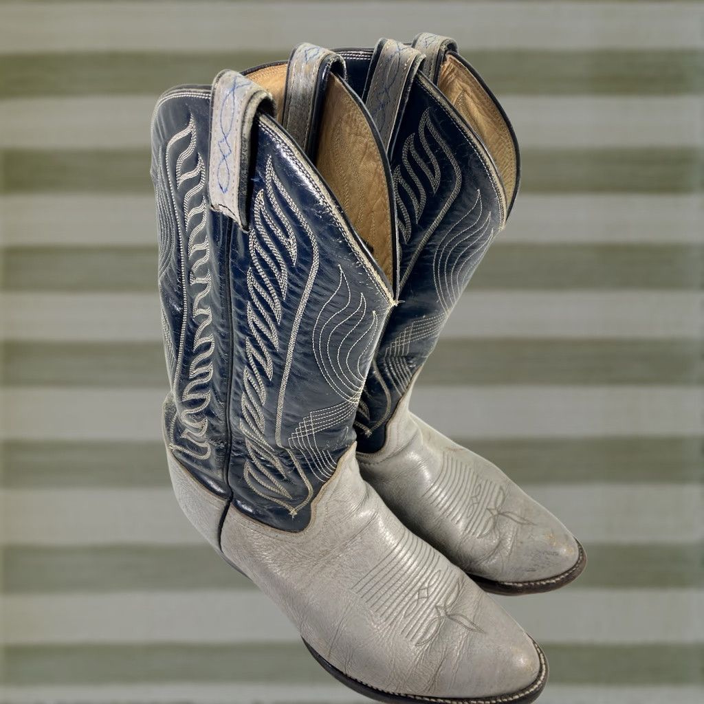 Tony Lama VINTAGE Tony Lama Antelope Boots Men 8.5 EE Gray Leather Western VTG 8056 Size US 9 / EU 42 - 1 Thumbnail