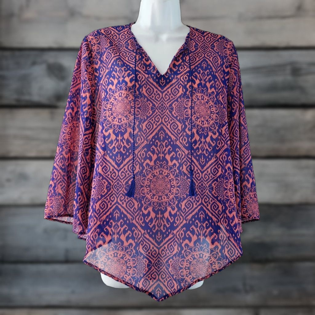 Banana Republic Banana Republic Blouse Womens Sz Small Pink Blue Tassels Sheer V-Neck 3/4 Sleeve Shirt Womens Size S / US 4 / IT 40 - 1 Thumbnail