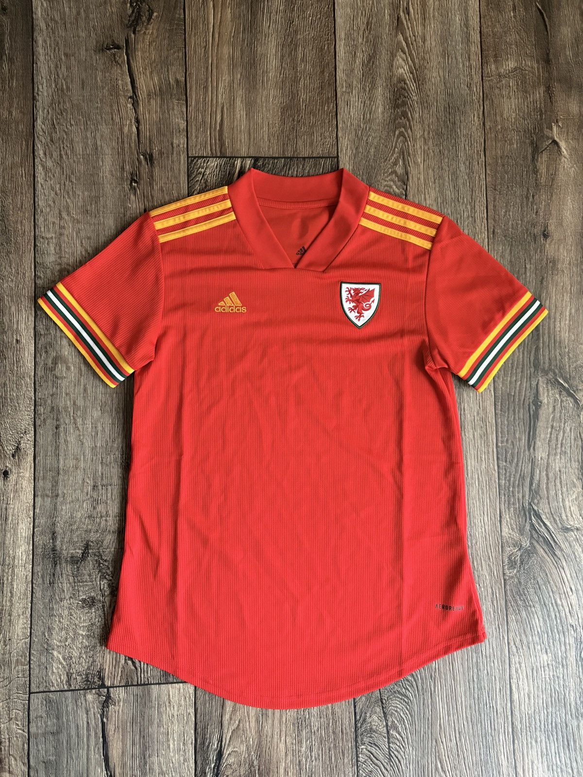 Adidas Wales National Team Adidas Euro Football Jersey 2020 2021 Size US S / EU 44-46 / 1 - 1 Thumbnail
