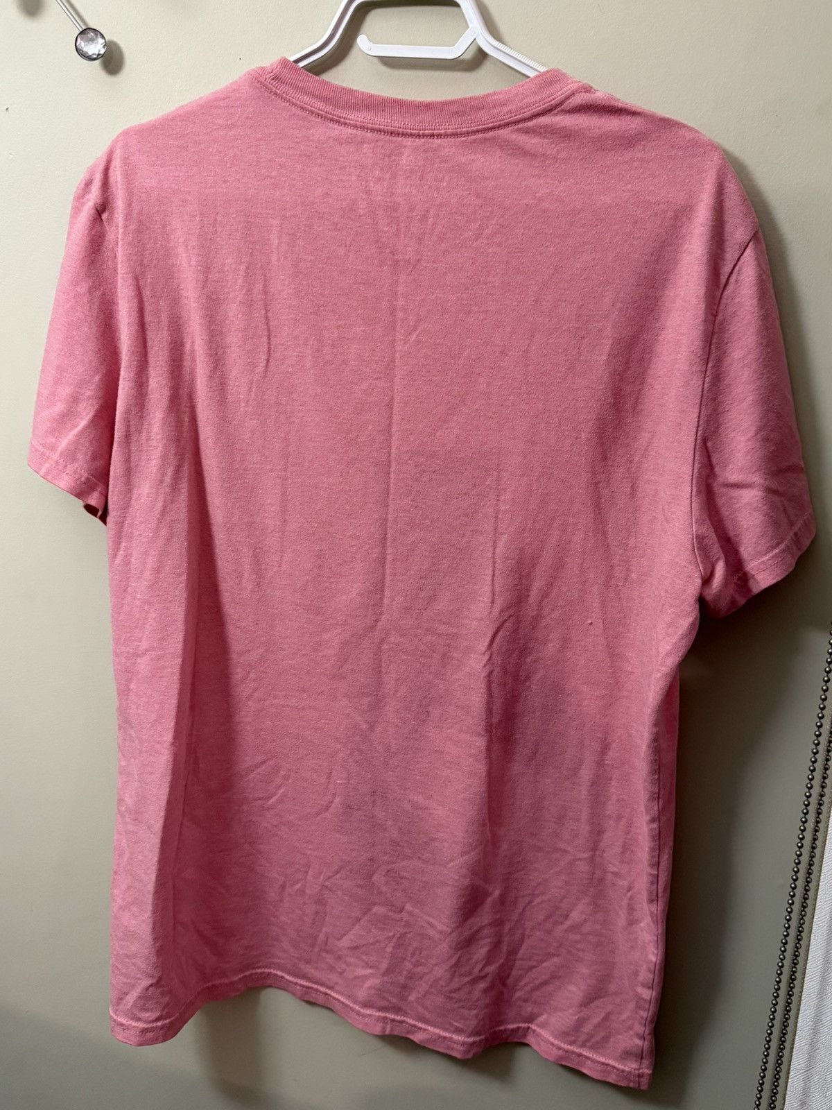 American Eagle Outfitters American Eagle Outfitters Pink Graphic Tee Short Sleeve Size L / US 10 / IT 46 - 2 Thumbnail