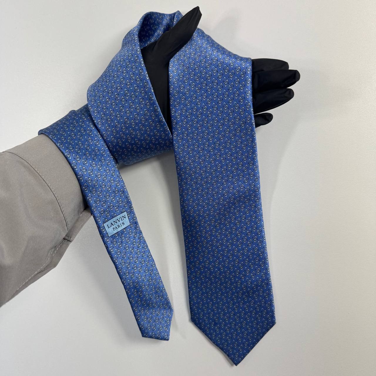 Lanvin Lanvin Paris Silk Tie Blue Geometric Pattern Luxury Size ONE SIZE - 2 Thumbnail
