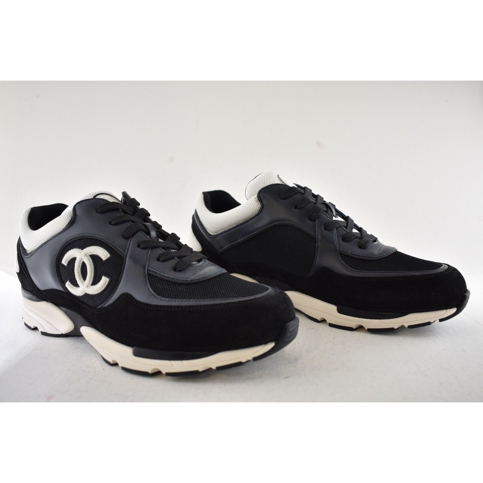 Chanel Mens Navy Blue Black White CC Logo Low Top Trainer Sneakers Size US 11 / EU 44 - 3 Thumbnail