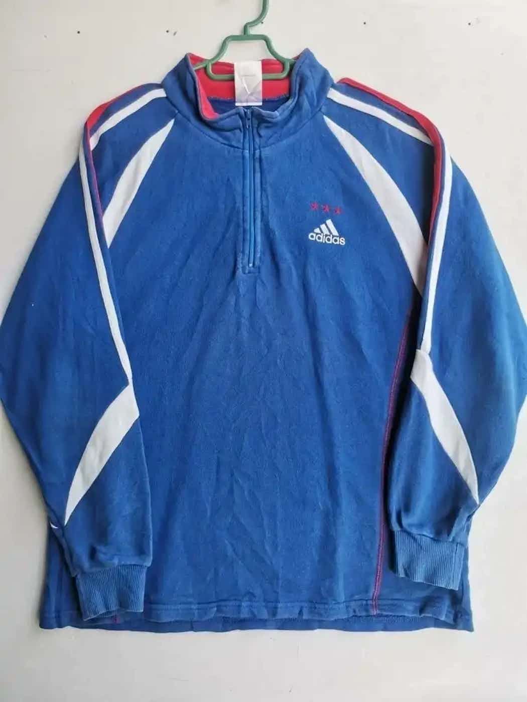 Adidas Vintage Adidas Three Stars Sweatshirt Size US L / EU 52-54 / 3 - 1 Thumbnail
