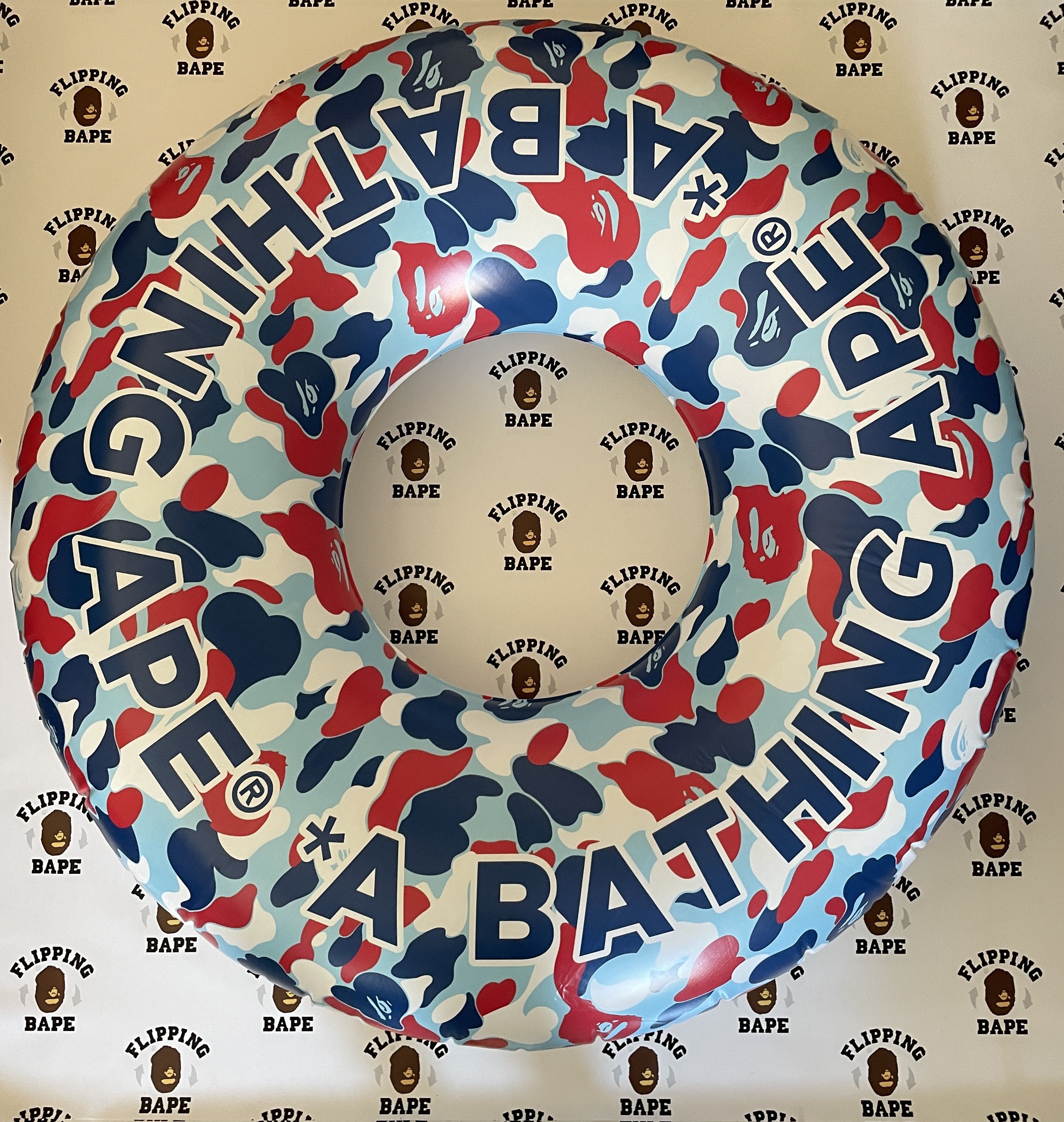 Bape BAPE X NIKKI BEACH WATER DONUT Size ONE SIZE - 2 Thumbnail