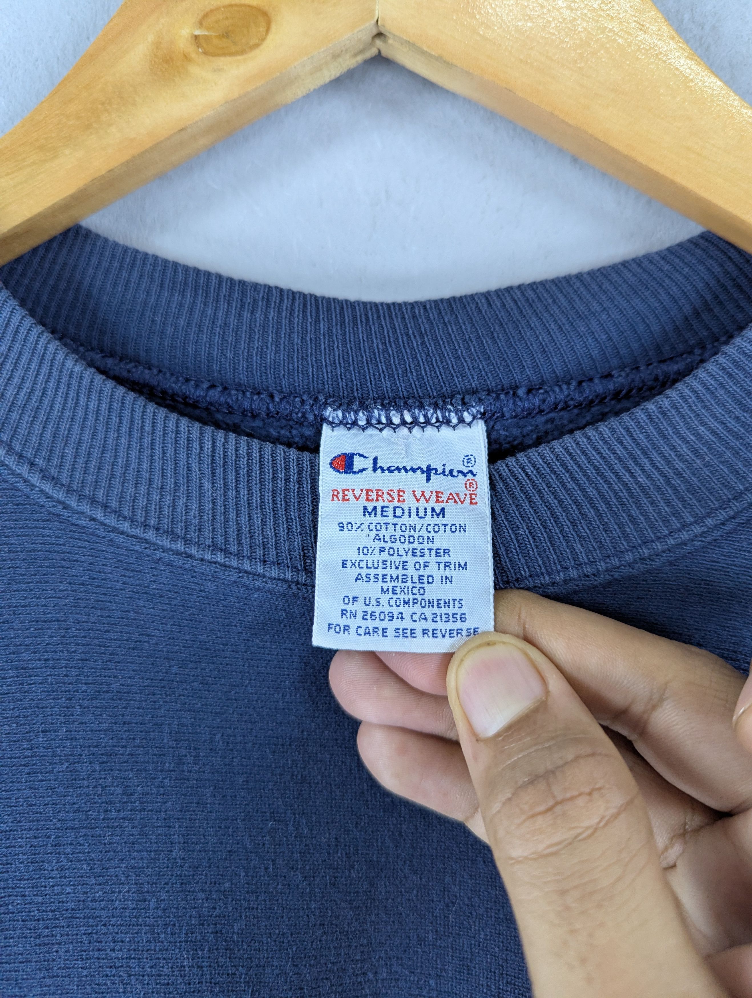 Vintage Vintage 90s Champion Reverse Weave Crewneck Sweatshirt Size US M / EU 48-50 / 2 - 7 Thumbnail