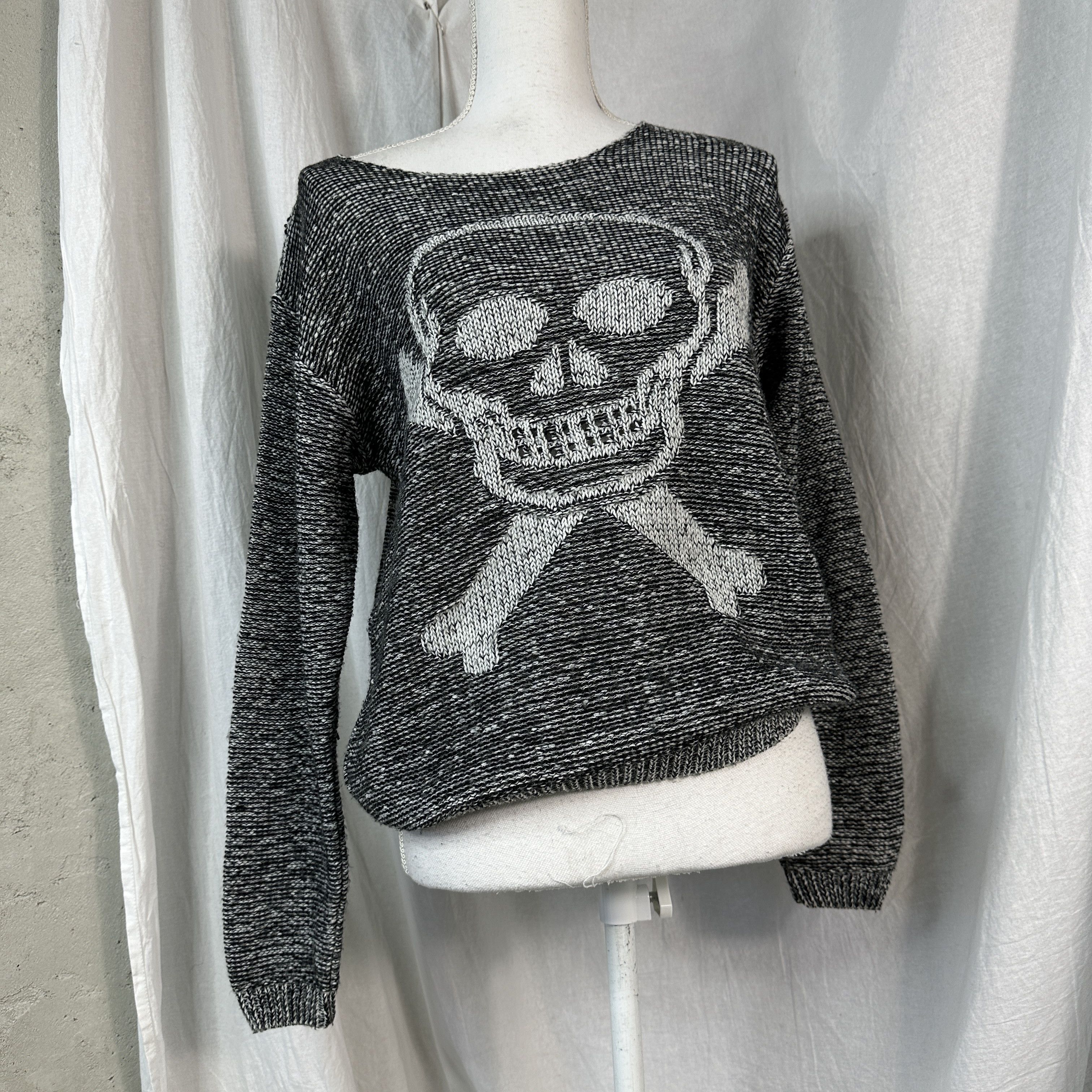 Vintage Skull Sweater Y2K Size M / US 6-8 / IT 42-44 - 4 Thumbnail