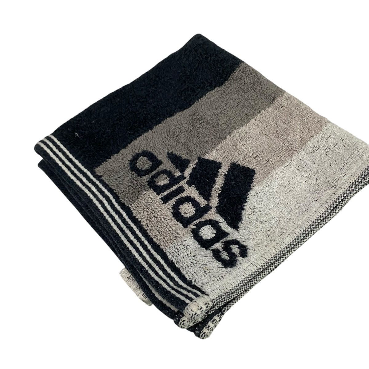 Adidas × Vintage Vintage adidas / Bandana / Neckerchief Size ONE SIZE - 1 Thumbnail