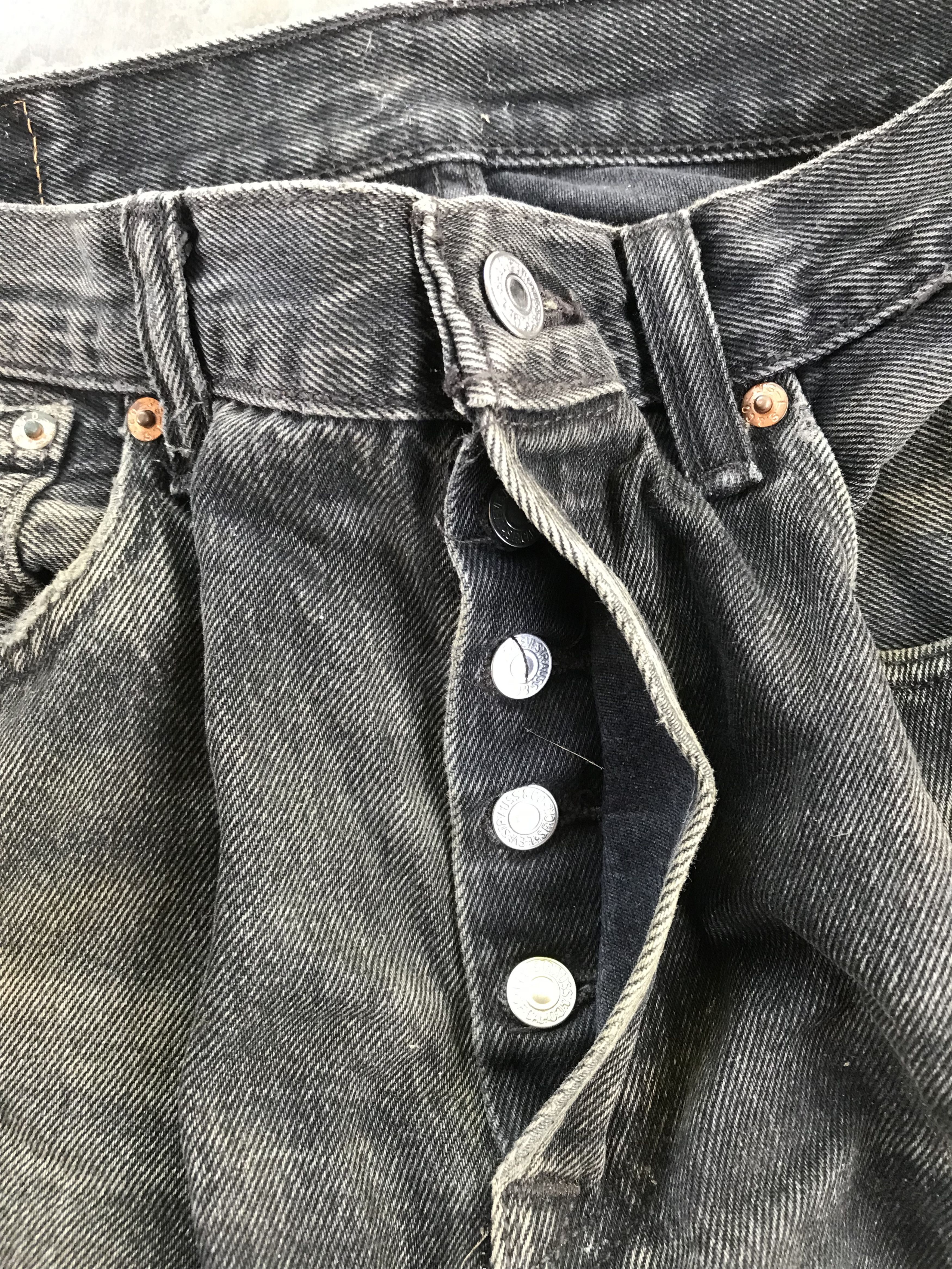 Levi's Vtg Levis 501 Distressed-Size 31- if six was nine style Size US 31 - 13 Thumbnail