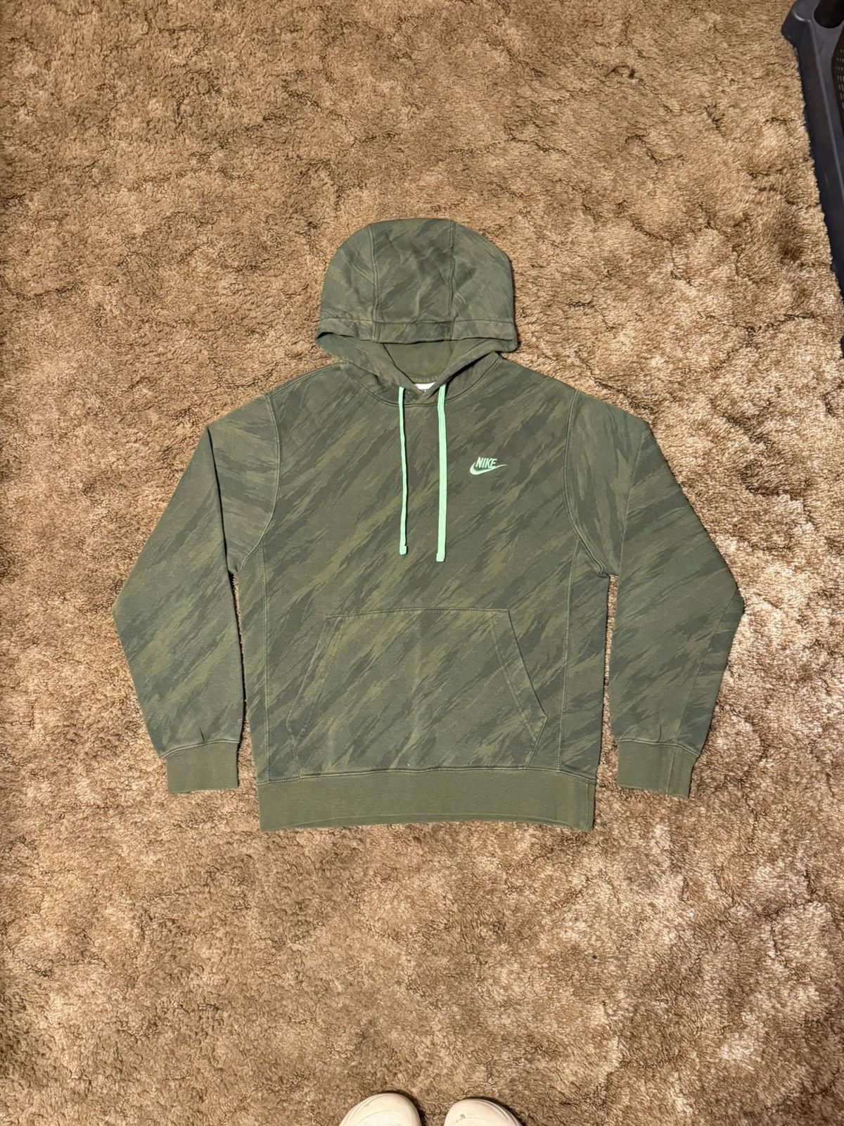 Nike Nike Green Camo Hoodie Small Size US S / EU 44-46 / 1 - 1 Thumbnail
