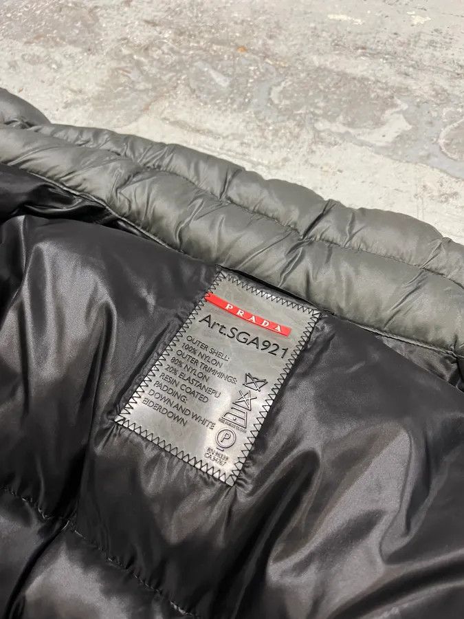 Prada FW2013 Prada Grey Puffer Jacket Size US L / EU 52-54 / 3 - 12 Thumbnail