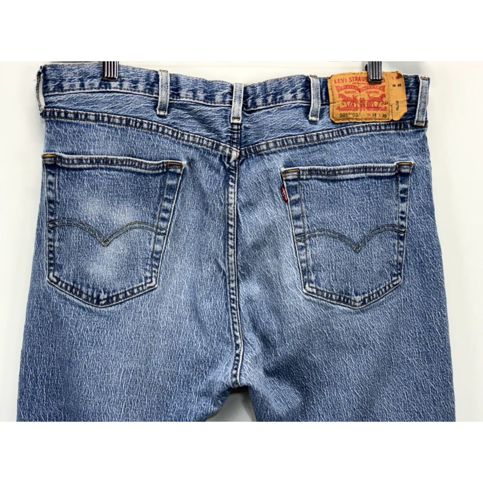 Levi's Levi's 501 Jeans Men's W38 x L30 Blue Denim Straight Leg Distressed Regular Fit 5-Pocket Cotton Blend Spandex Vintage No 90s City Hipster School Mens Size US 38 / EU 54 - 5 Thumbnail