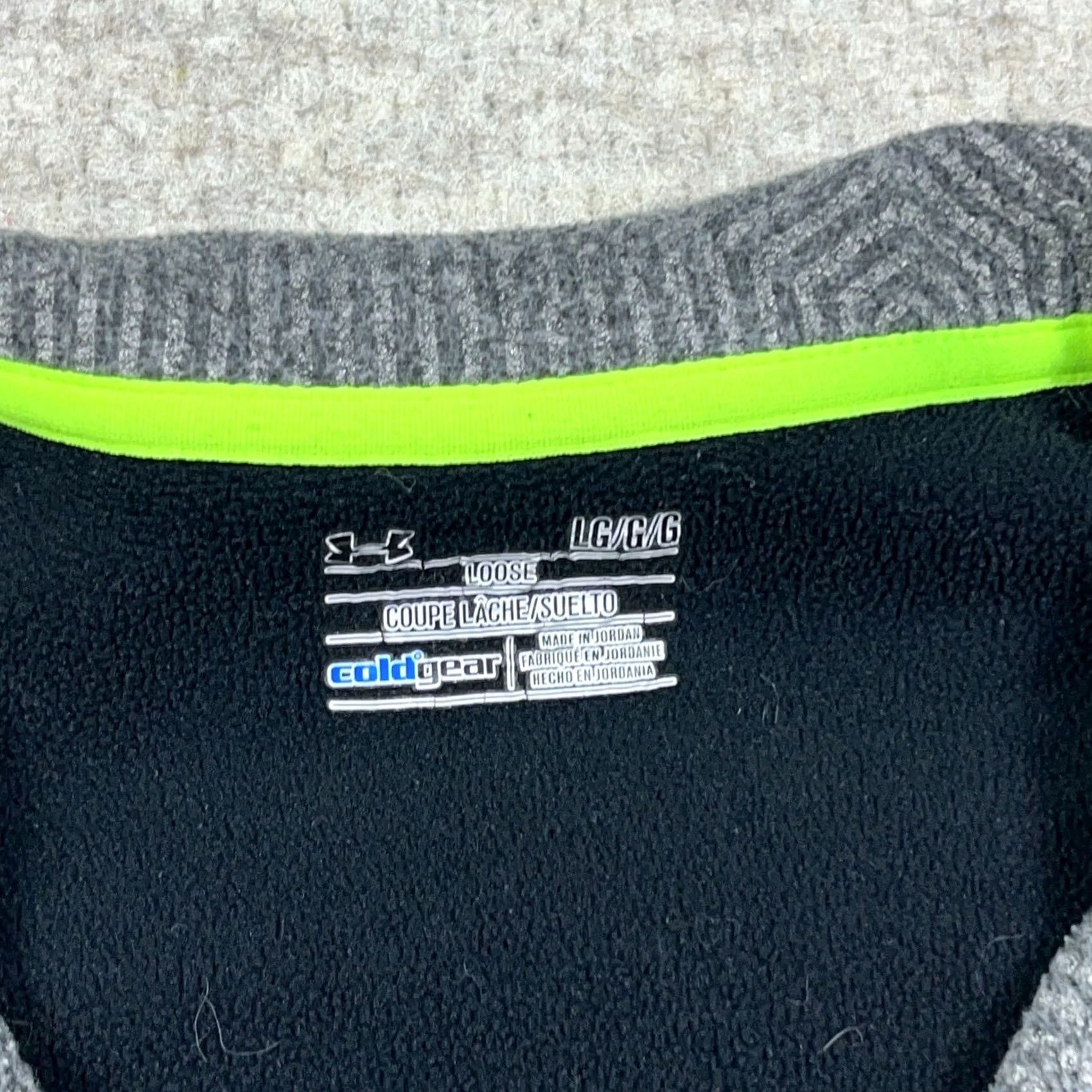 Under Armour Under Armour Sweater Men Large Gray Pullover Quarter 1/4 Zip Loose Cold Gear Size US L / EU 52-54 / 3 - 3 Thumbnail