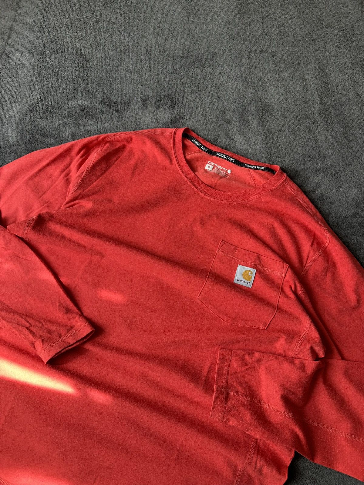 Carhartt Carhartt Force Red Logo Pocket Long Sleeve Tee Size US M / EU 48-50 / 2 - 5 Thumbnail