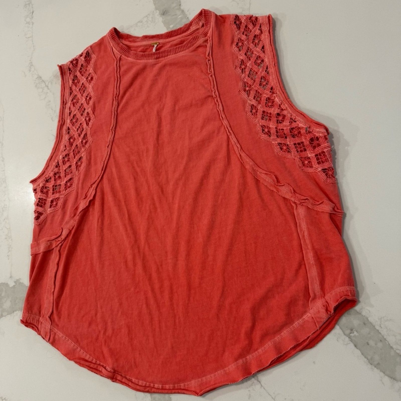 Free People Free People Table For Two Tee Women’s Medium Coral Lace Arm Size M / US 6-8 / IT 42-44 - 3 Thumbnail