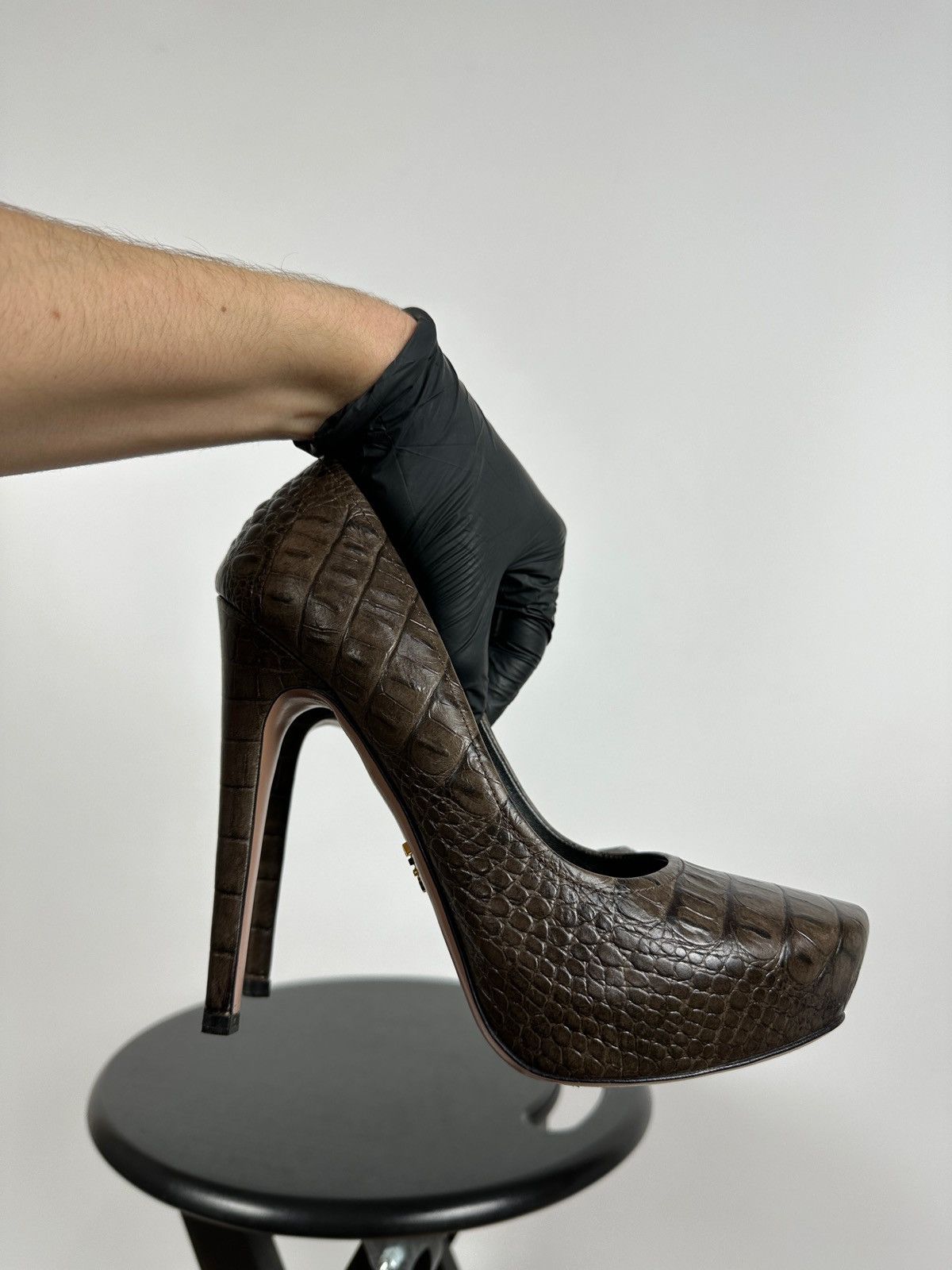 Prada Prada Crocodile Brown Leather Heels Pumps Size US 8.5 / IT 38.5 - 19 Thumbnail