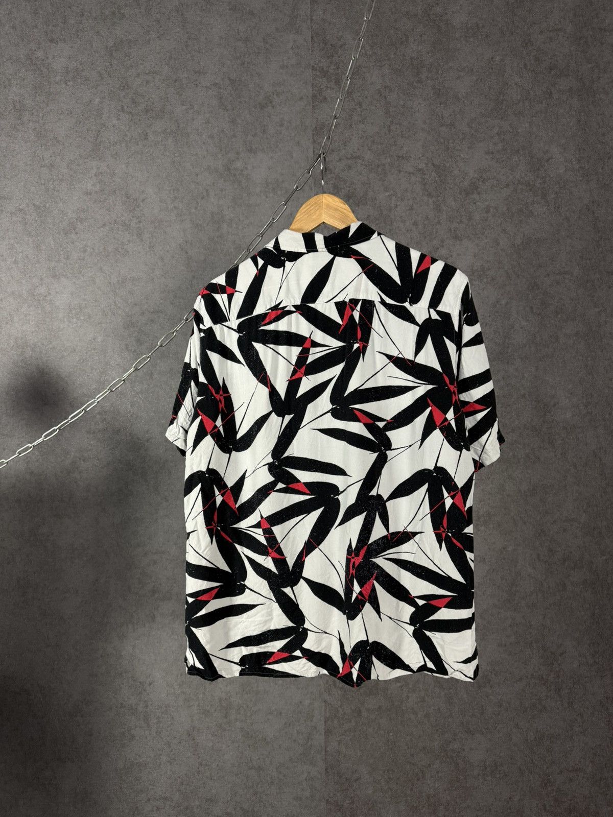 Uniqlo Uniqlo japanese art crazy hawaiian shirt Size US L / EU 52-54 / 3 - 5 Thumbnail