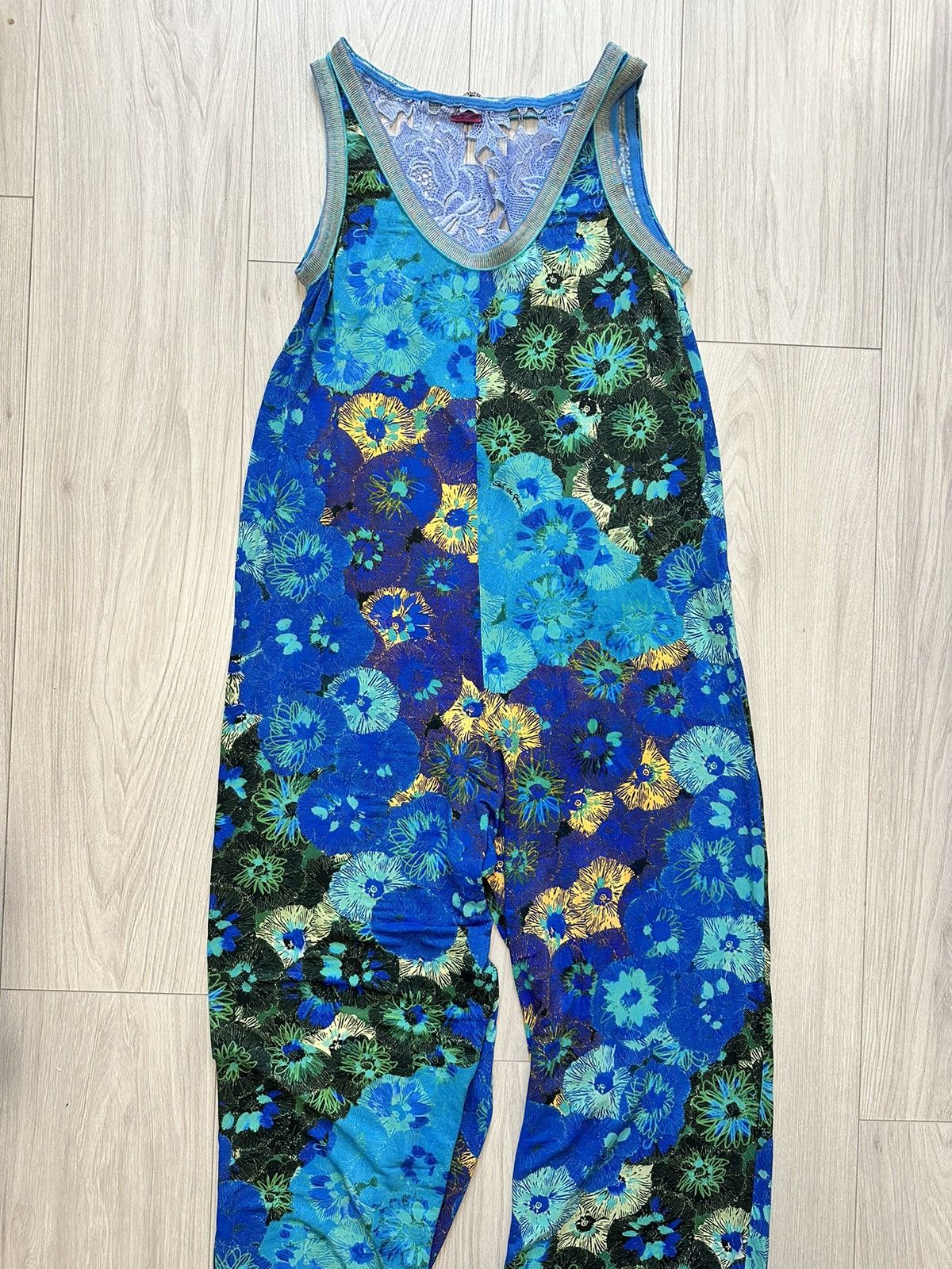 Designer Jumpsuit Save the Queen Size 25" / US 0 / IT 36 - 11 Thumbnail