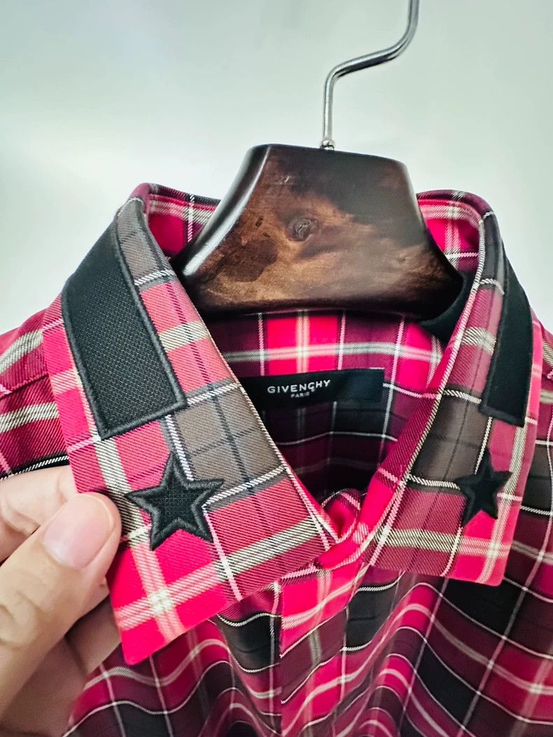Givenchy Givenchy Red and black checked shirt, size 38 Size US M / EU 48-50 / 2 - 4 Thumbnail