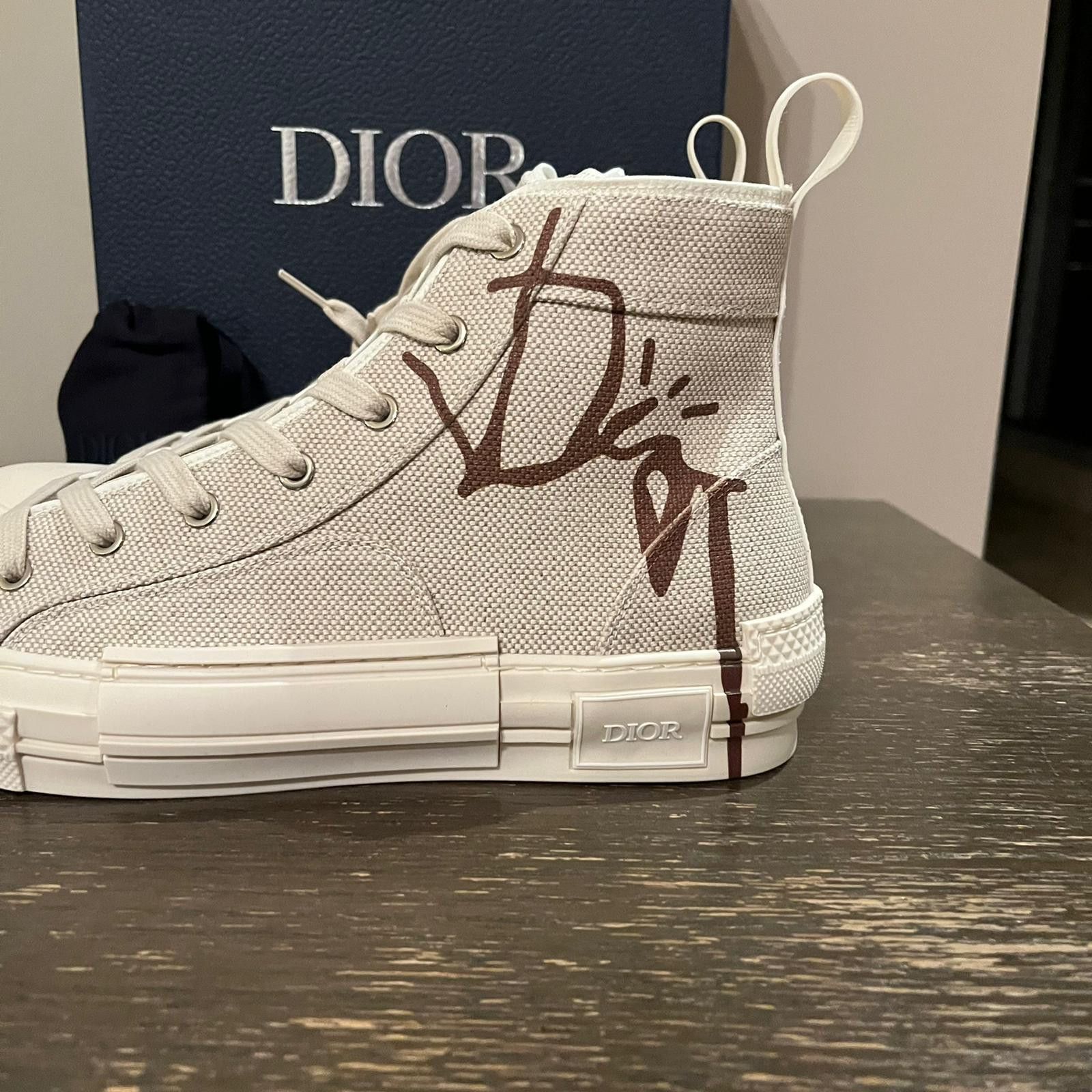 Dior × Travis Scott o1rshd1 Cactus Jack B23 High Top Logo Sneakers in Off White Size US 9 / EU 42 - 4 Thumbnail